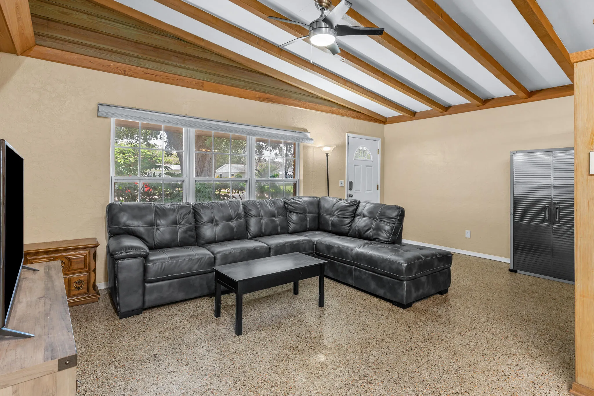 2456 CORTEZ Avenue