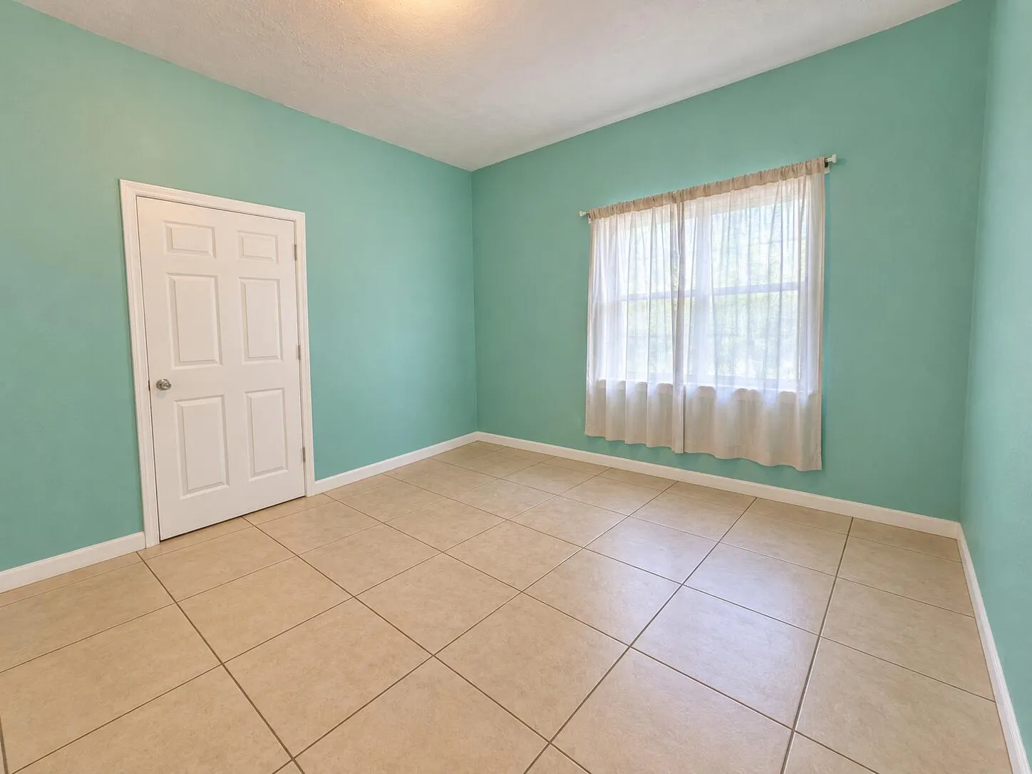 3464 ARTESIAN Drive