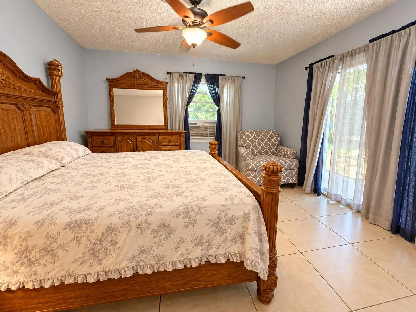 3464 ARTESIAN Drive