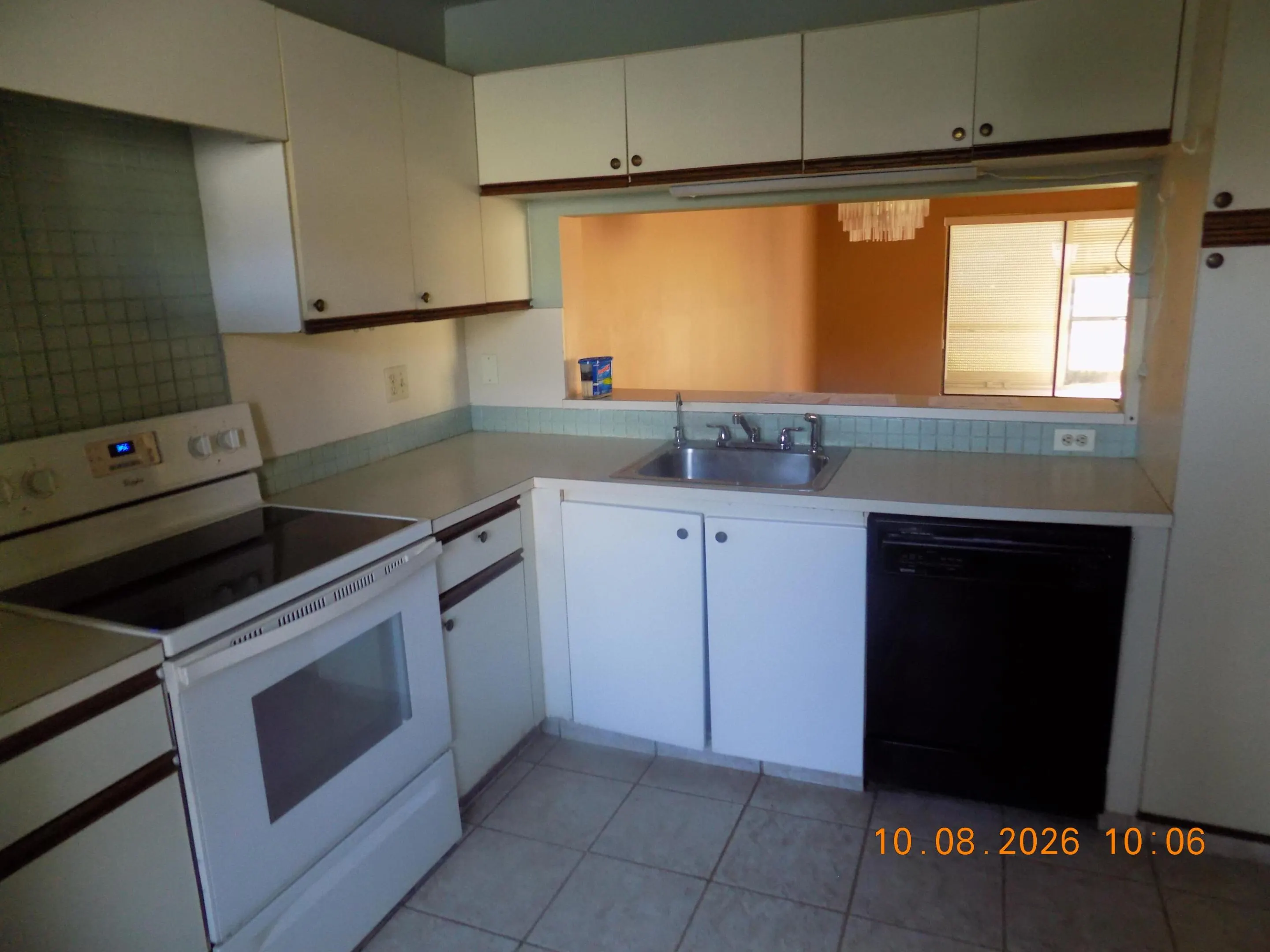 7674 TAHITI Lane #106