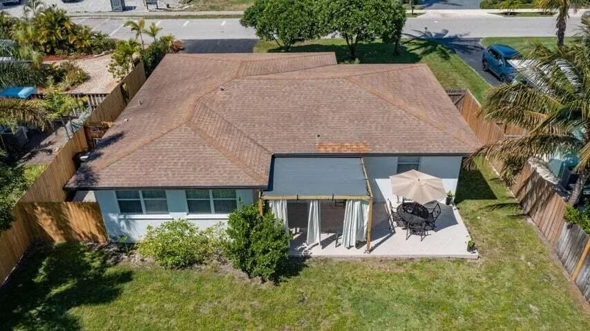 246 NE 14th Street
