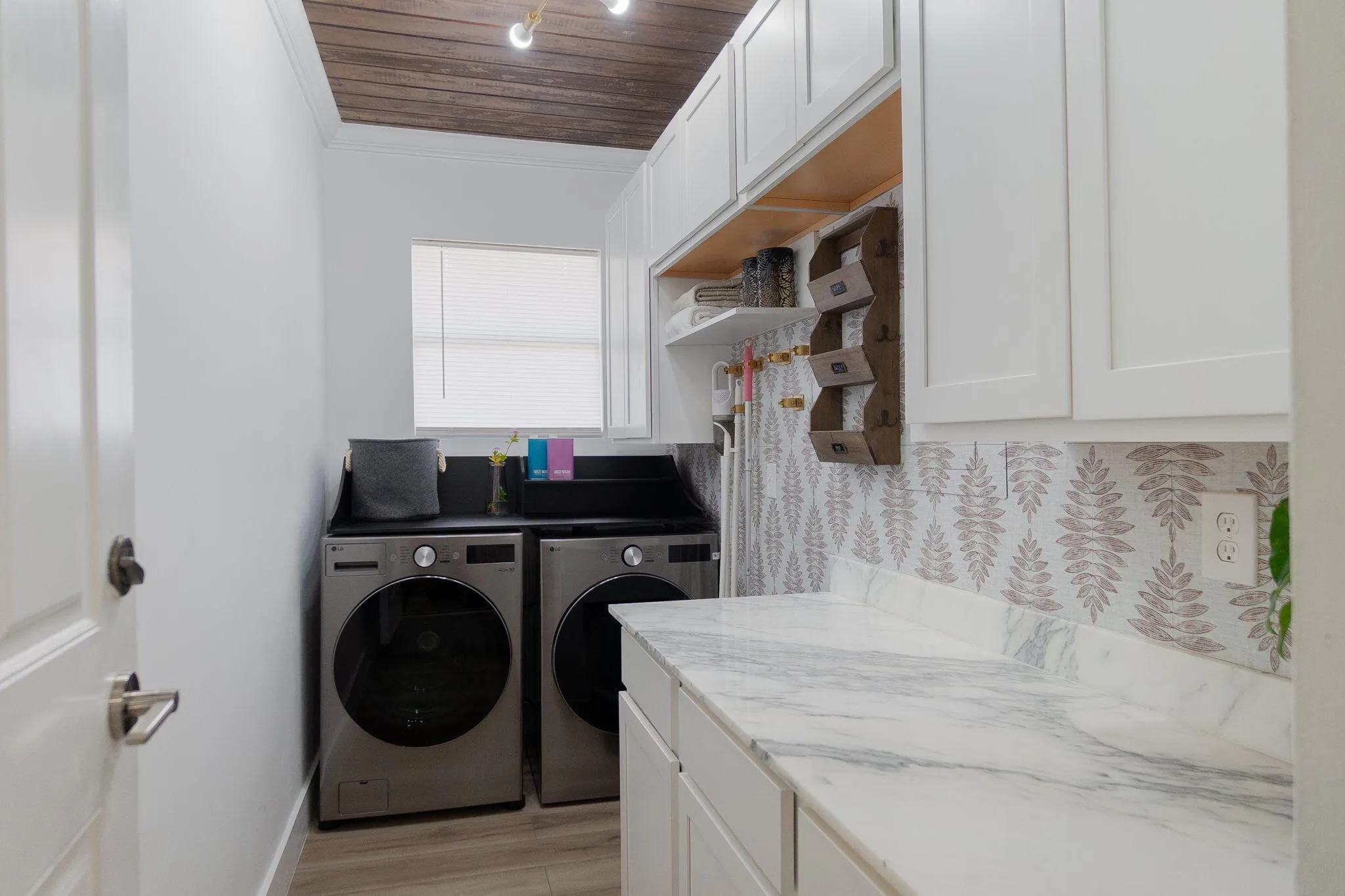 246 NE 14th Street