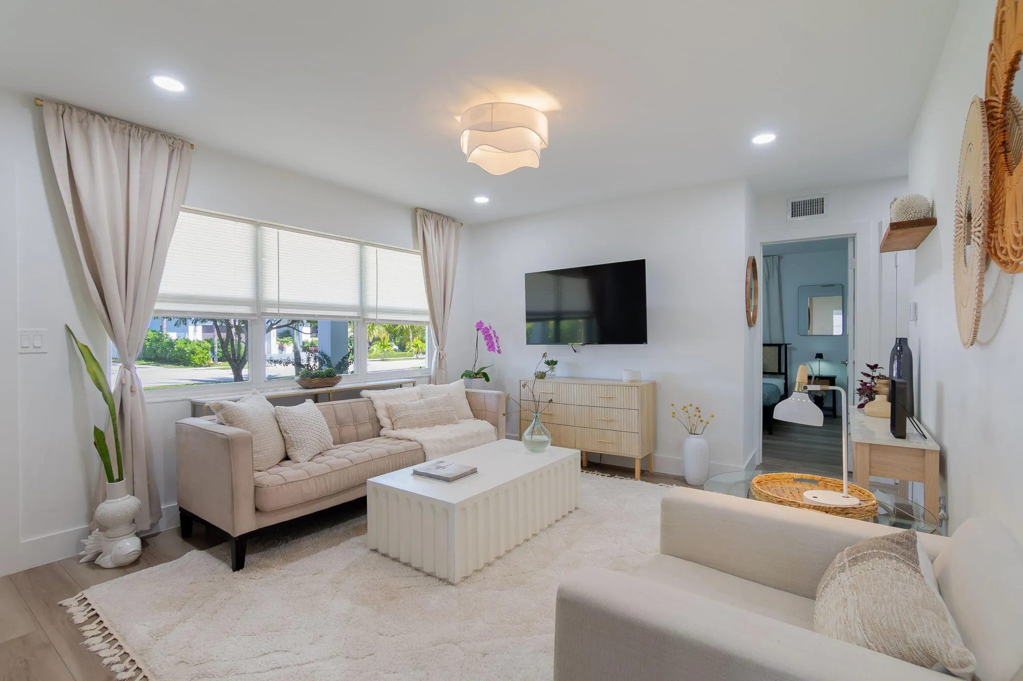 246 NE 14th Street