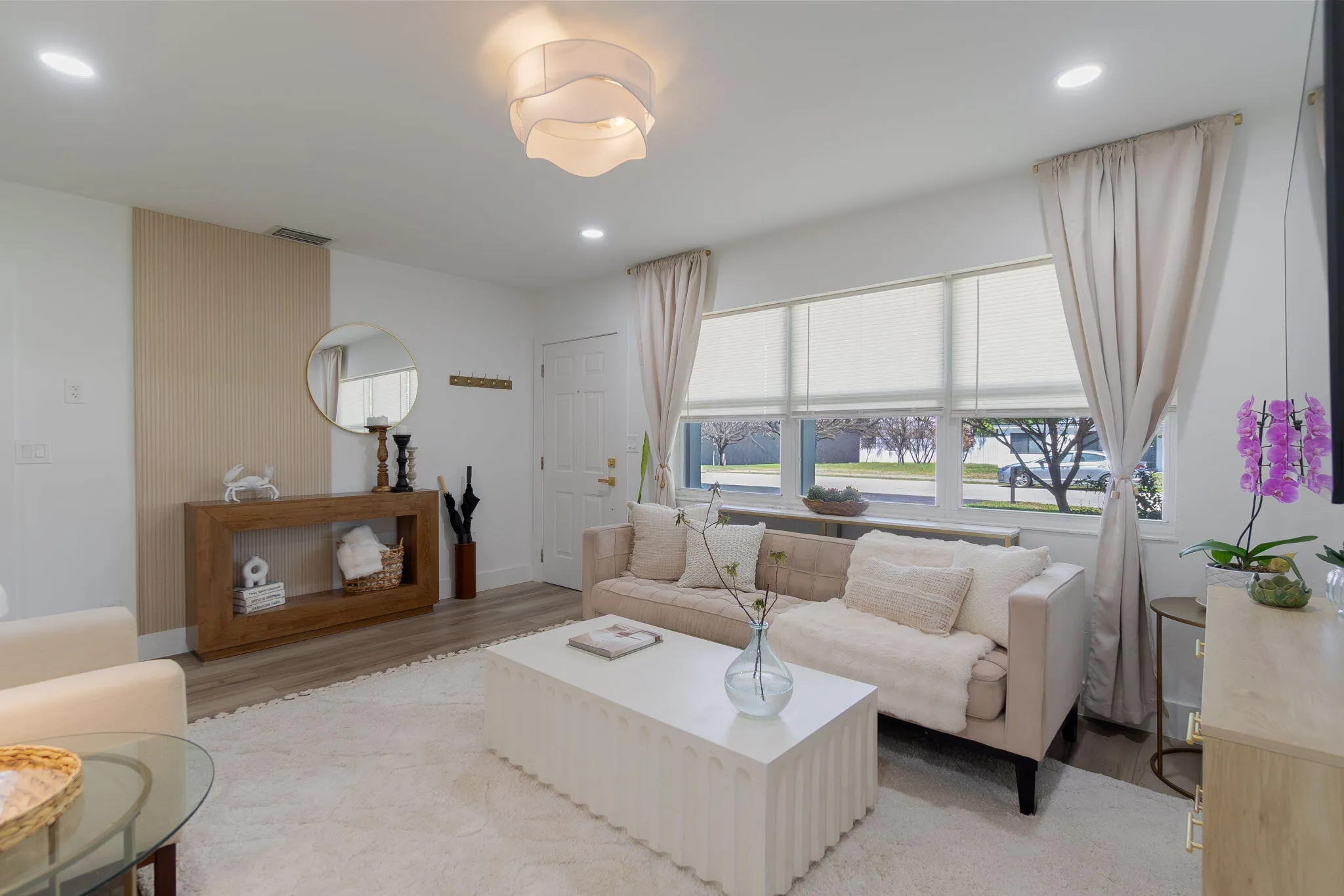 246 NE 14th Street