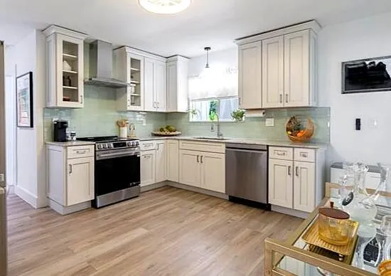 246 NE 14th Street