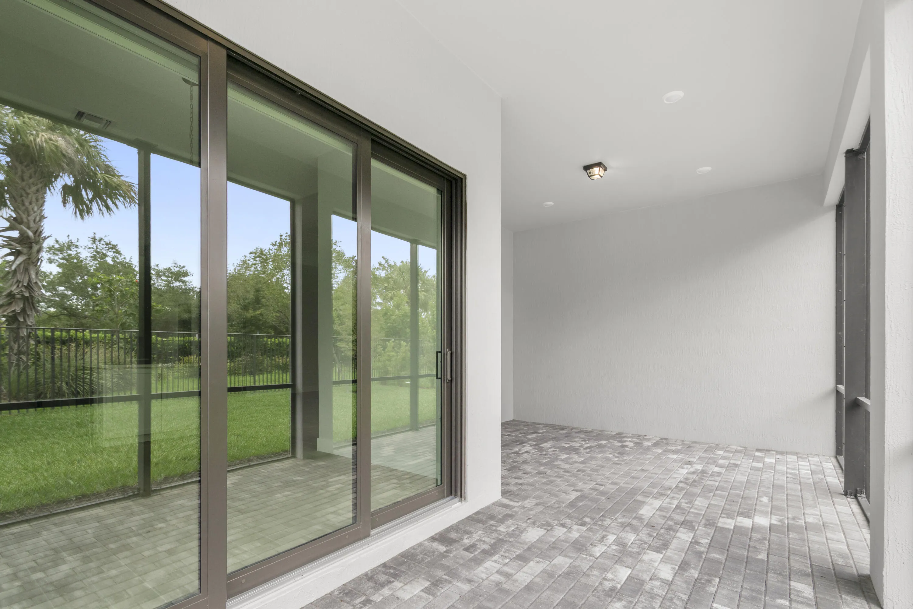 9195 Cape Honey Bee Lane