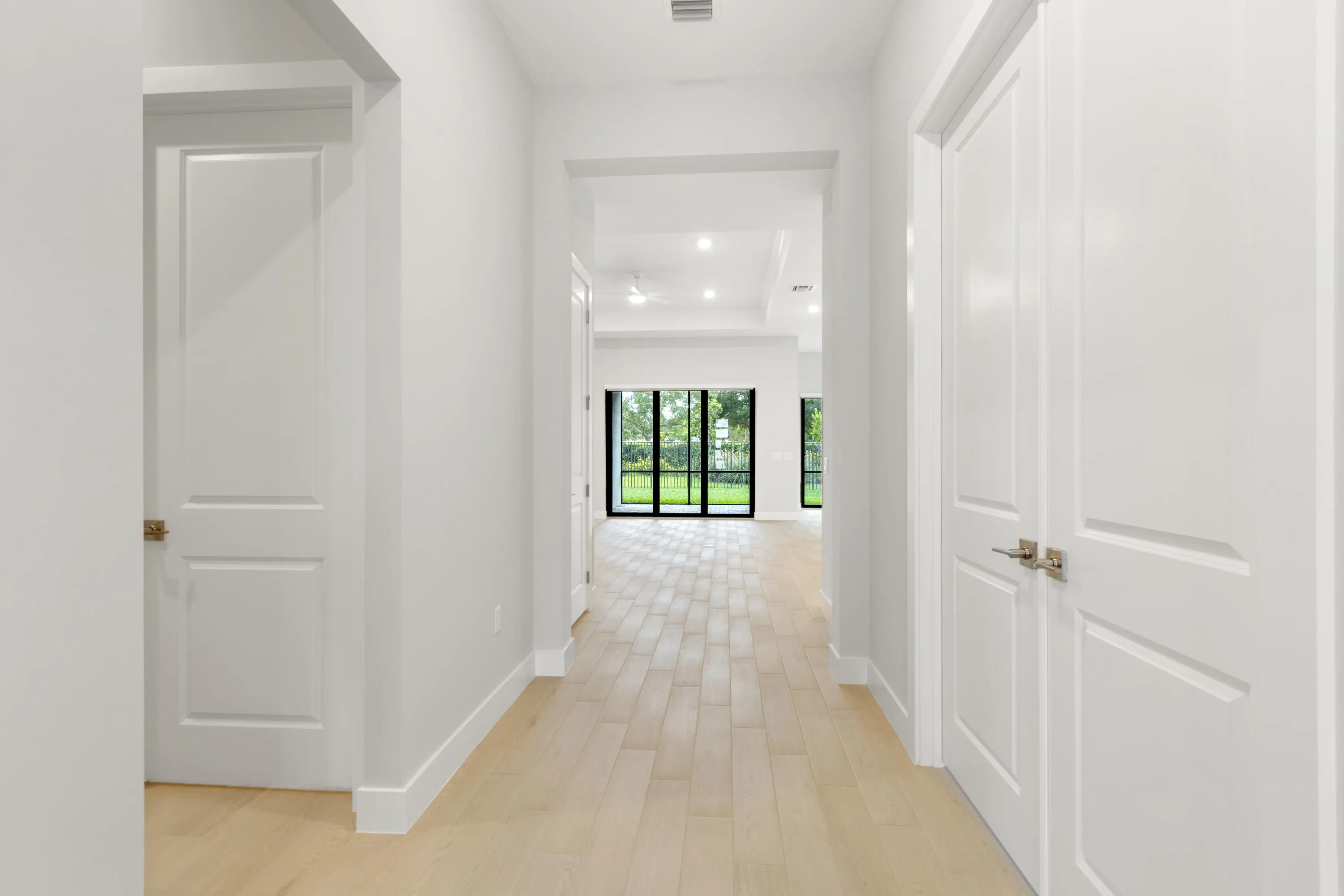 9195 Cape Honey Bee Lane