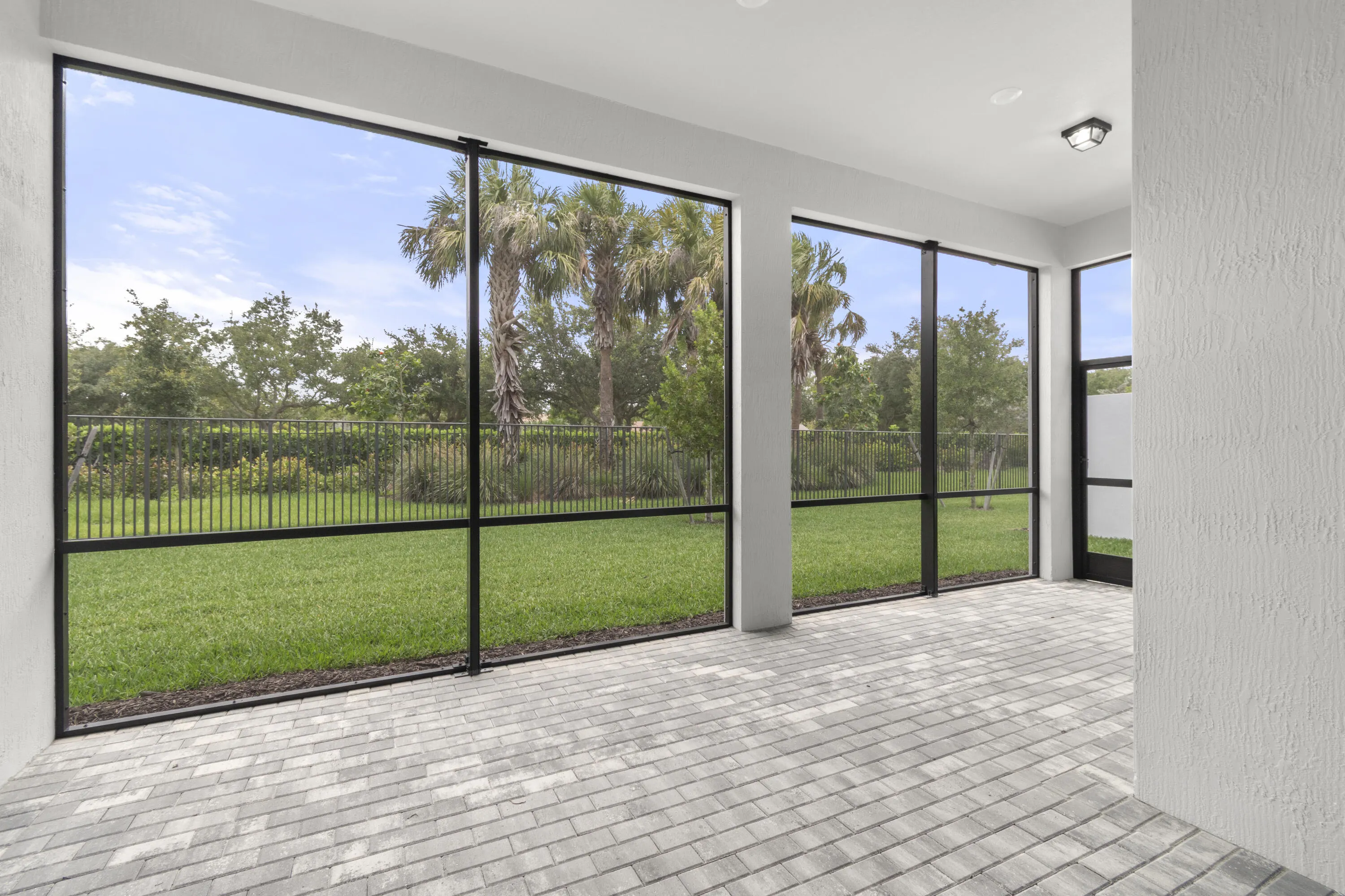 9195 Cape Honey Bee Lane
