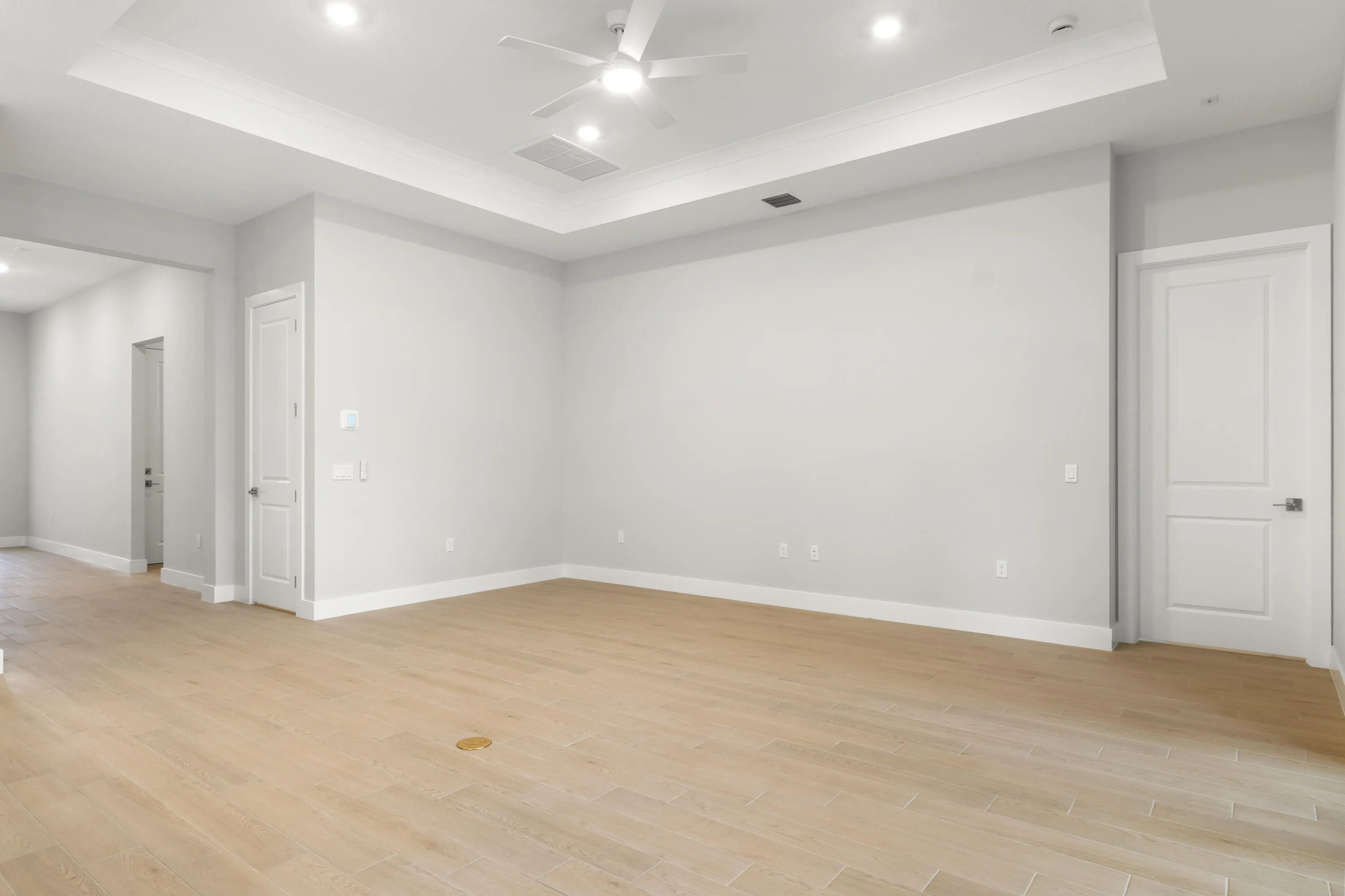 9195 Cape Honey Bee Lane