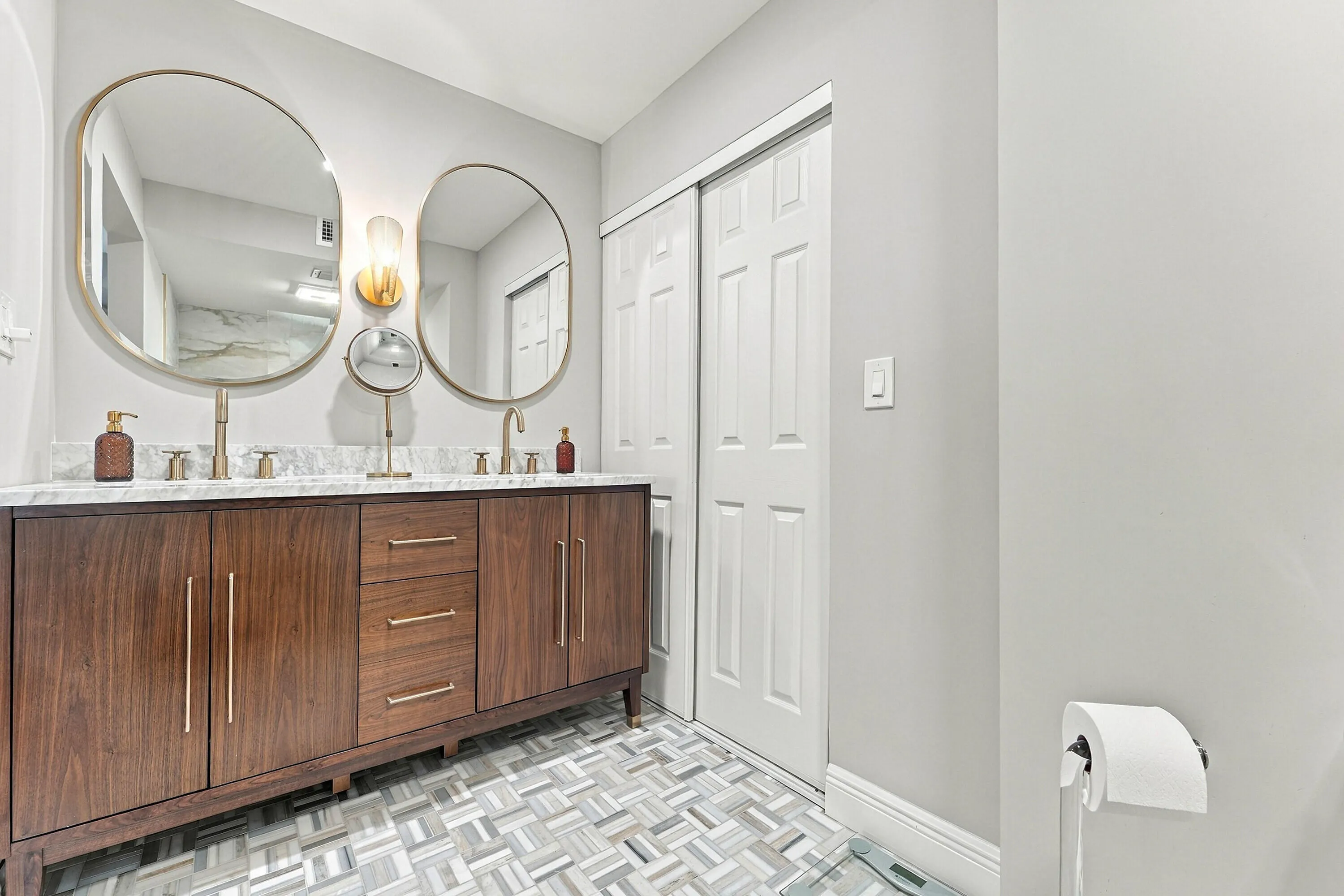 15075 Witney Road #101
