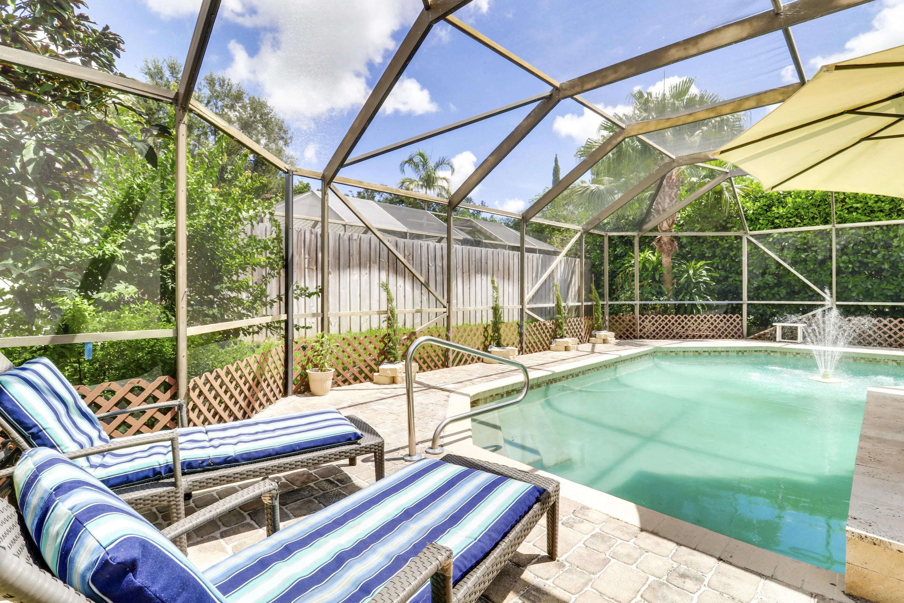 6514 Timber Lane