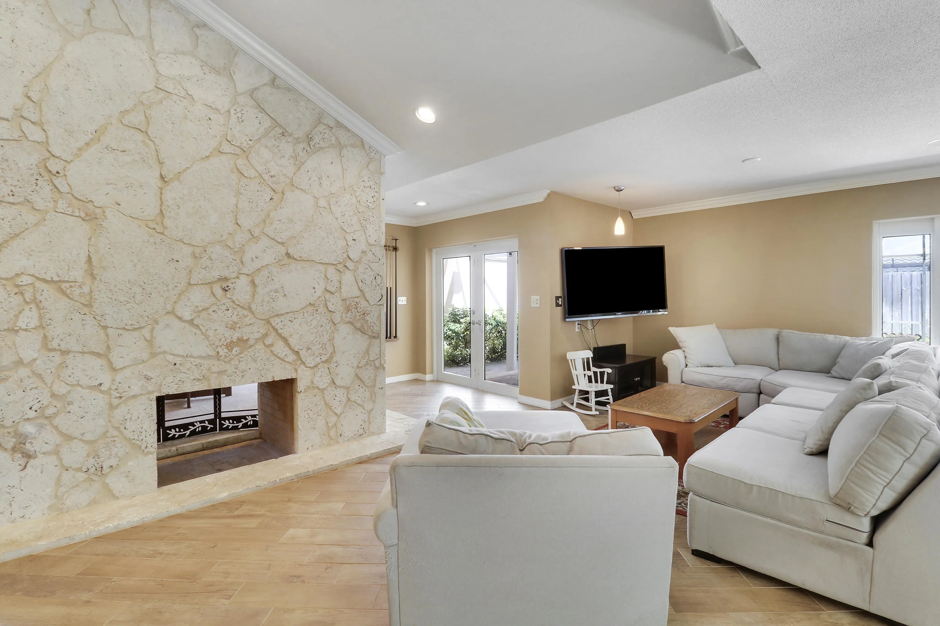 6514 Timber Lane