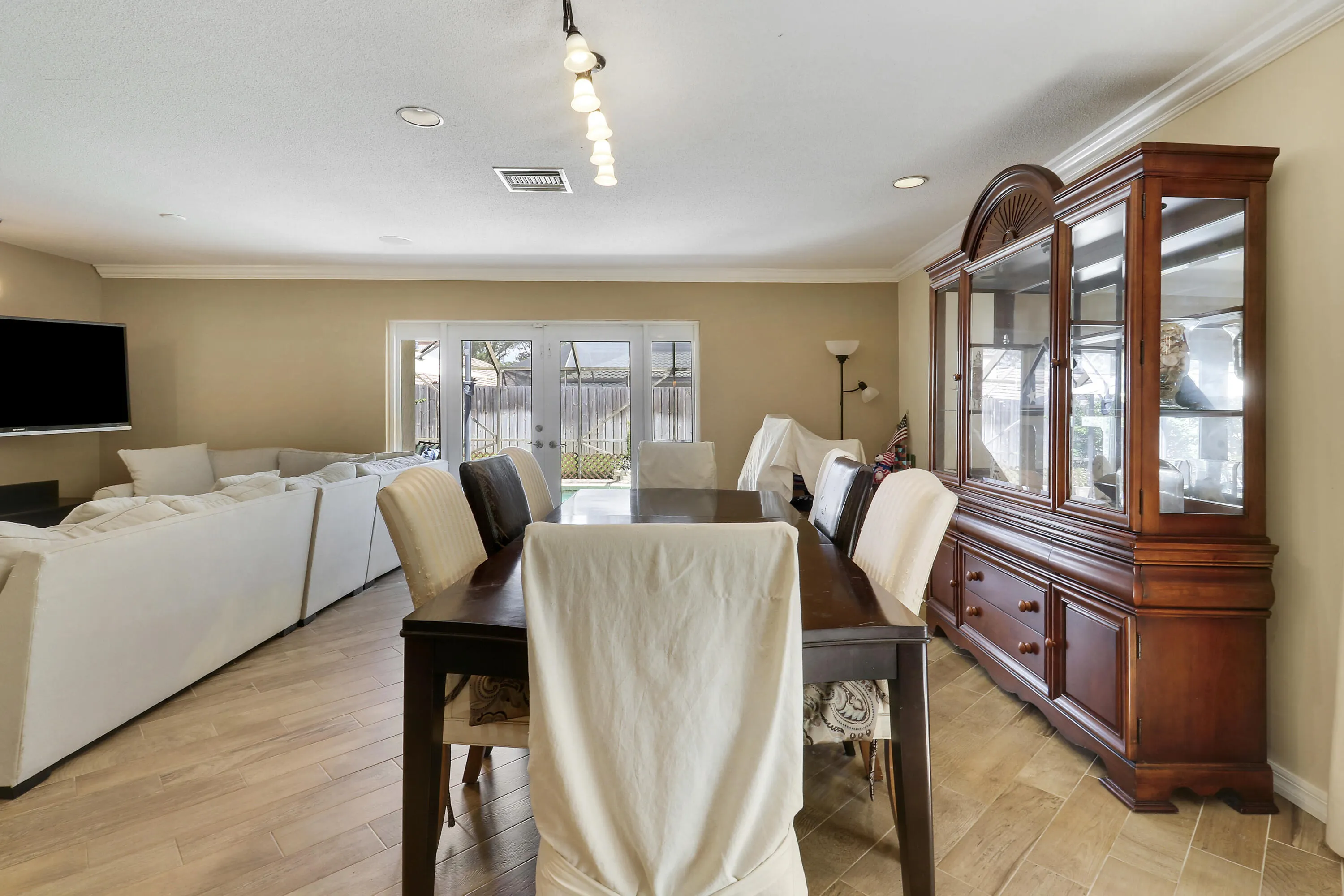 6514 Timber Lane
