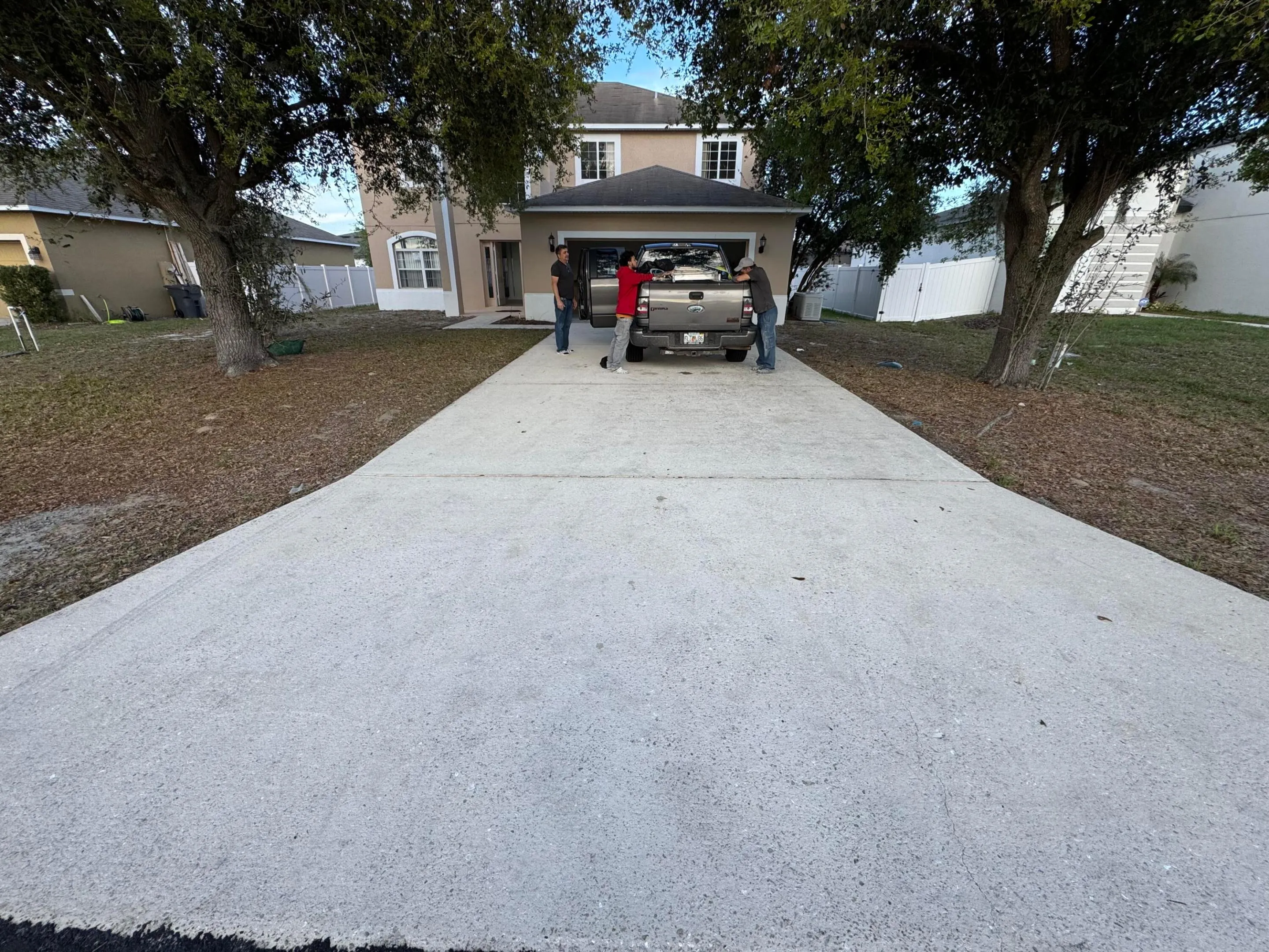 1107 James Way
