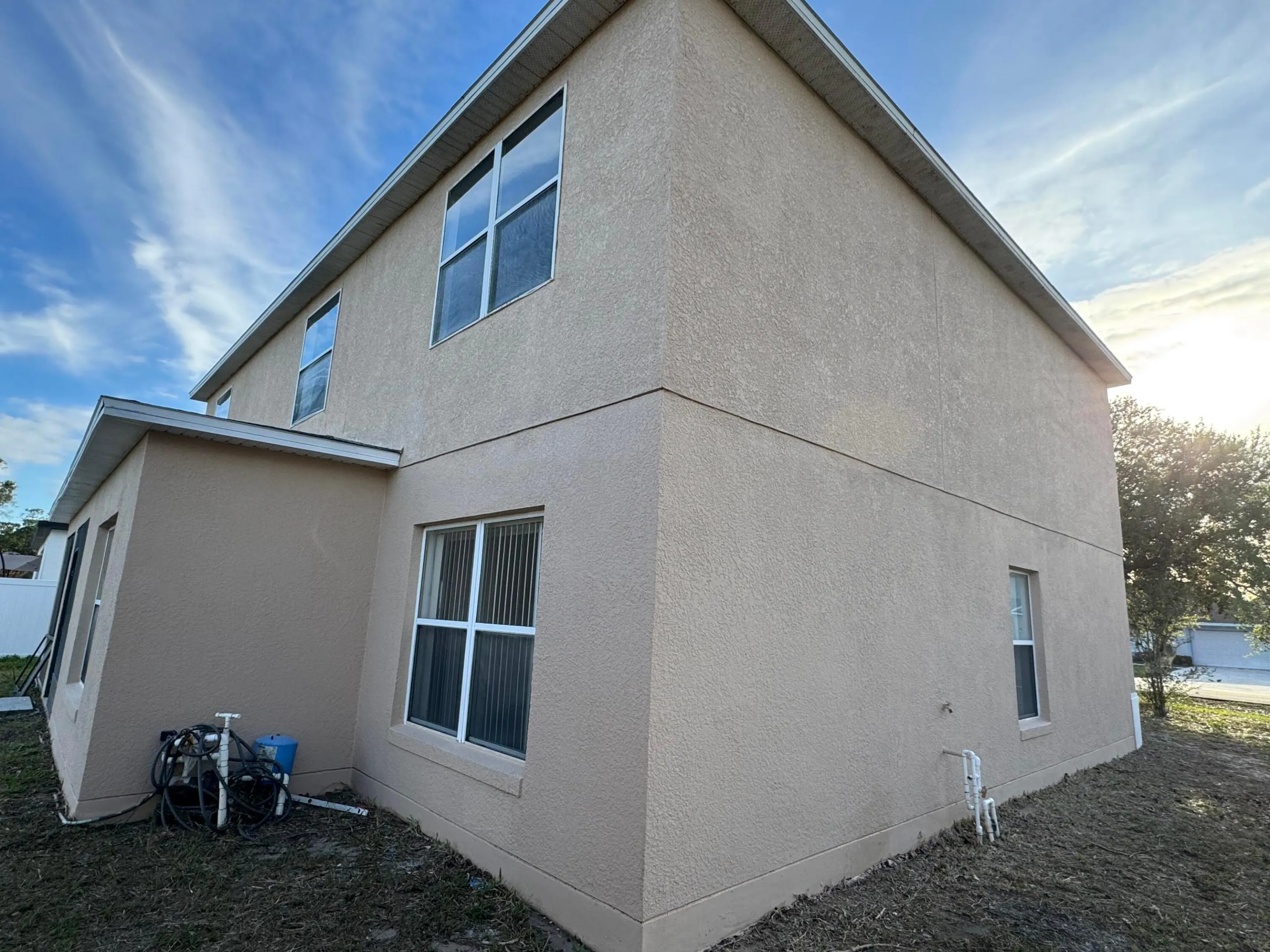 1107 James Way
