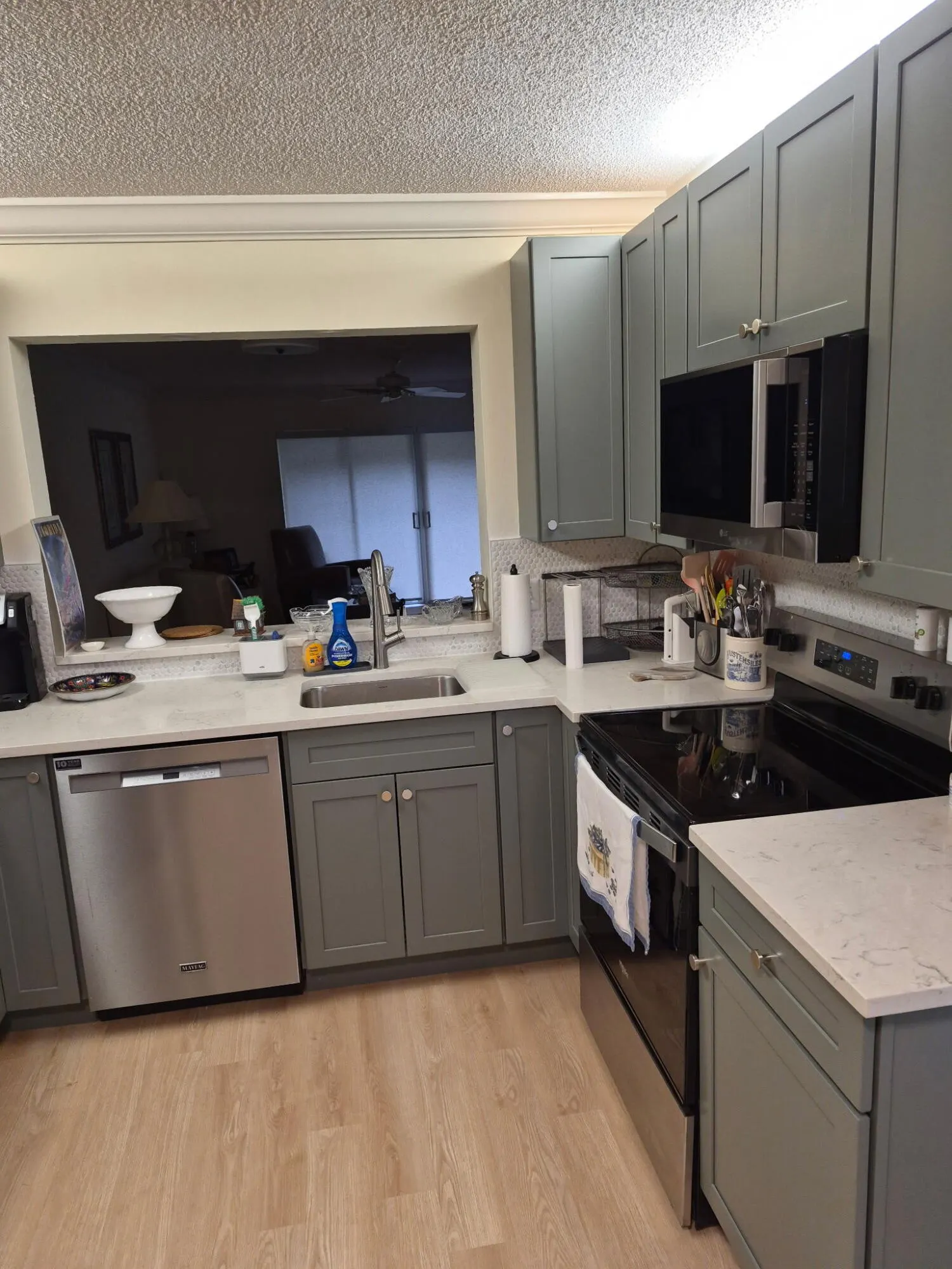 85 PELICAN POINTE Drive #103