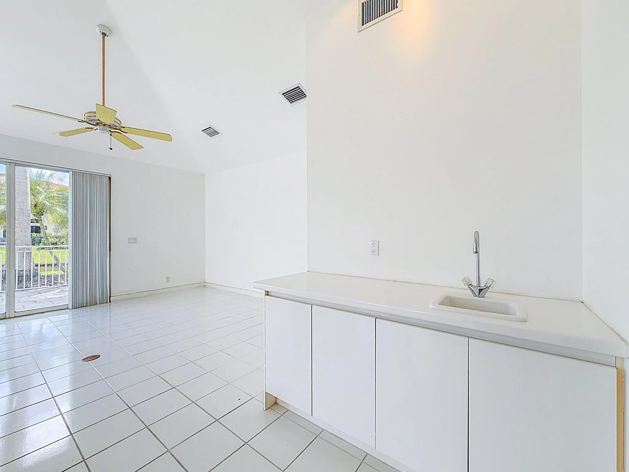 5768 Harrington Way