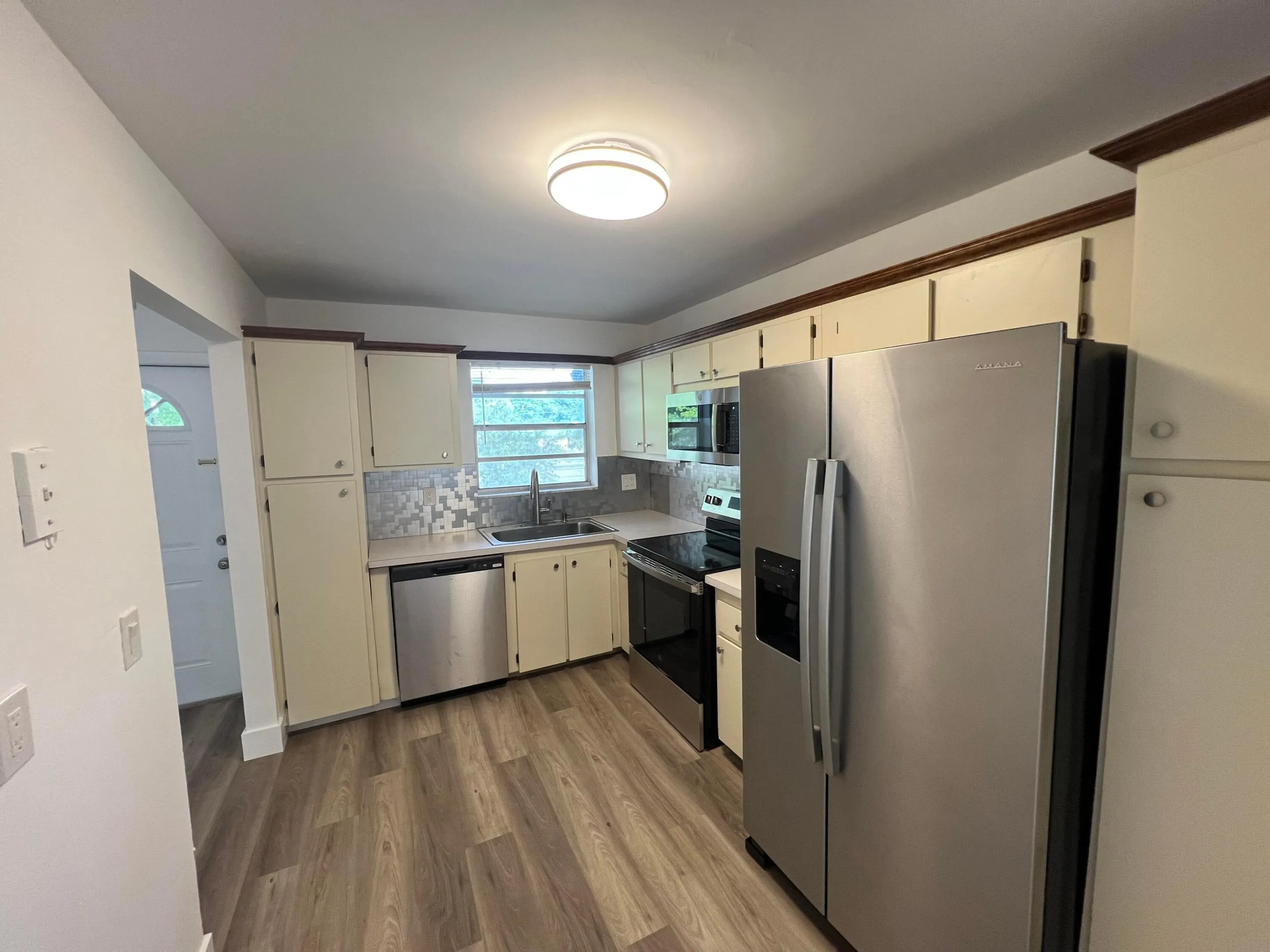 601 S STATE ROAD 7 #2H