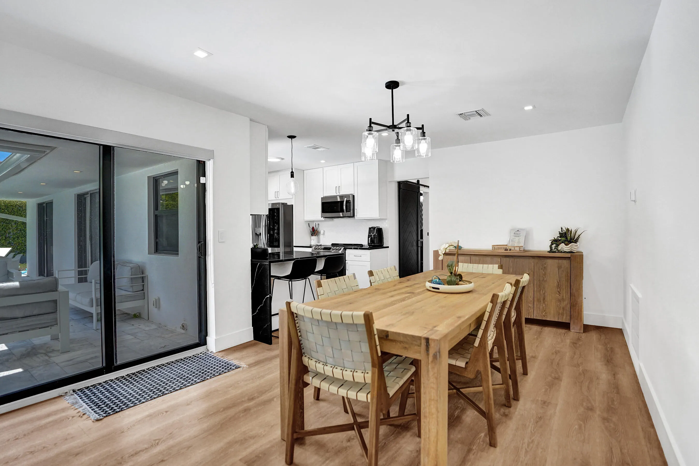 933 Banyan Drive