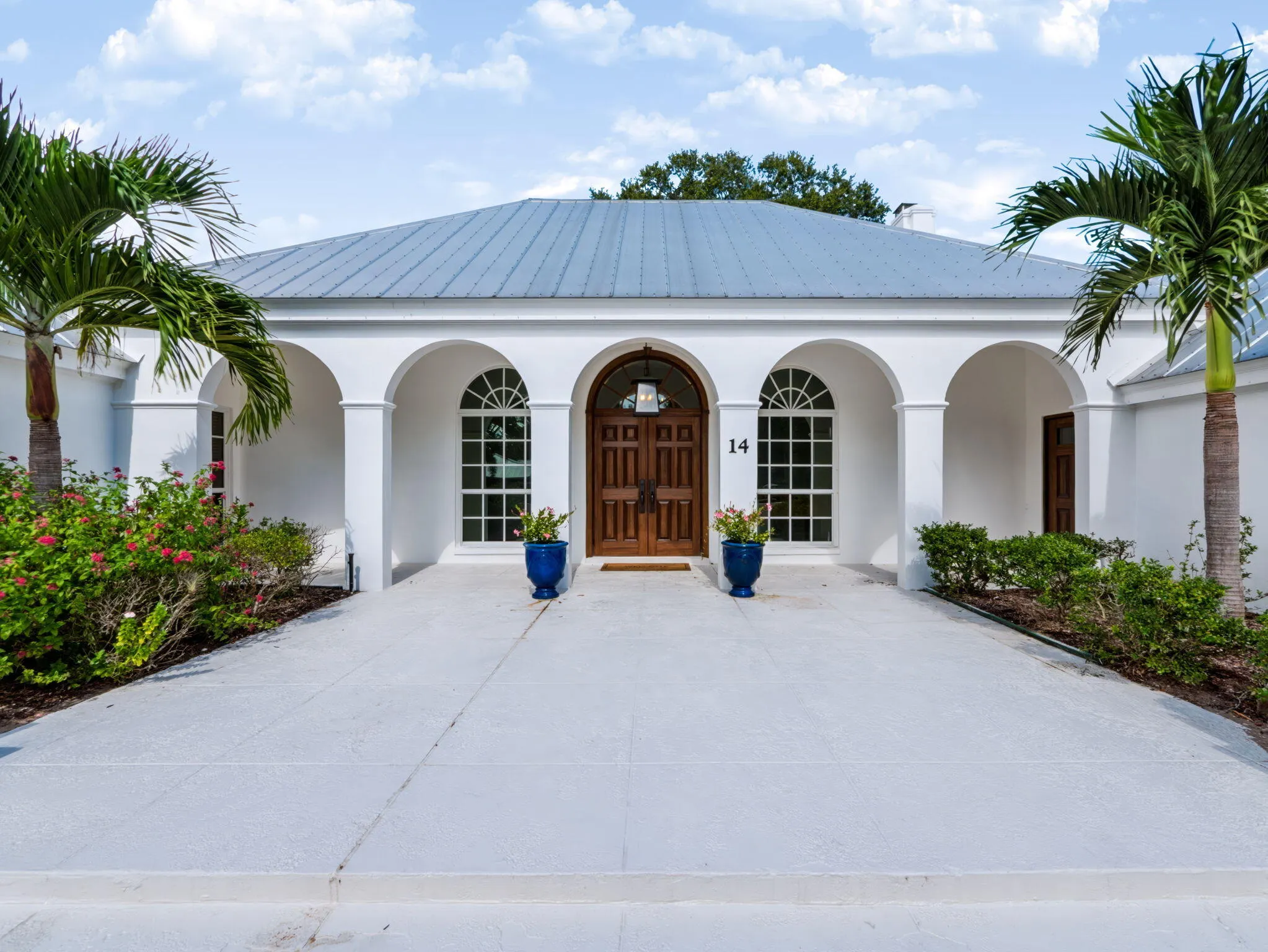 14 RIVERVIEW Drive