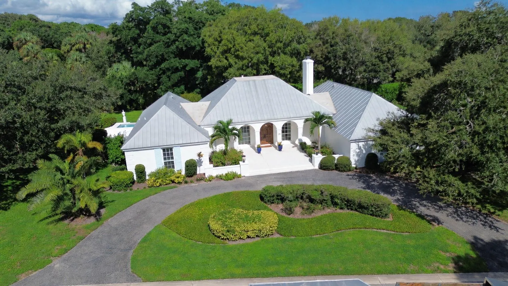 14 RIVERVIEW Drive