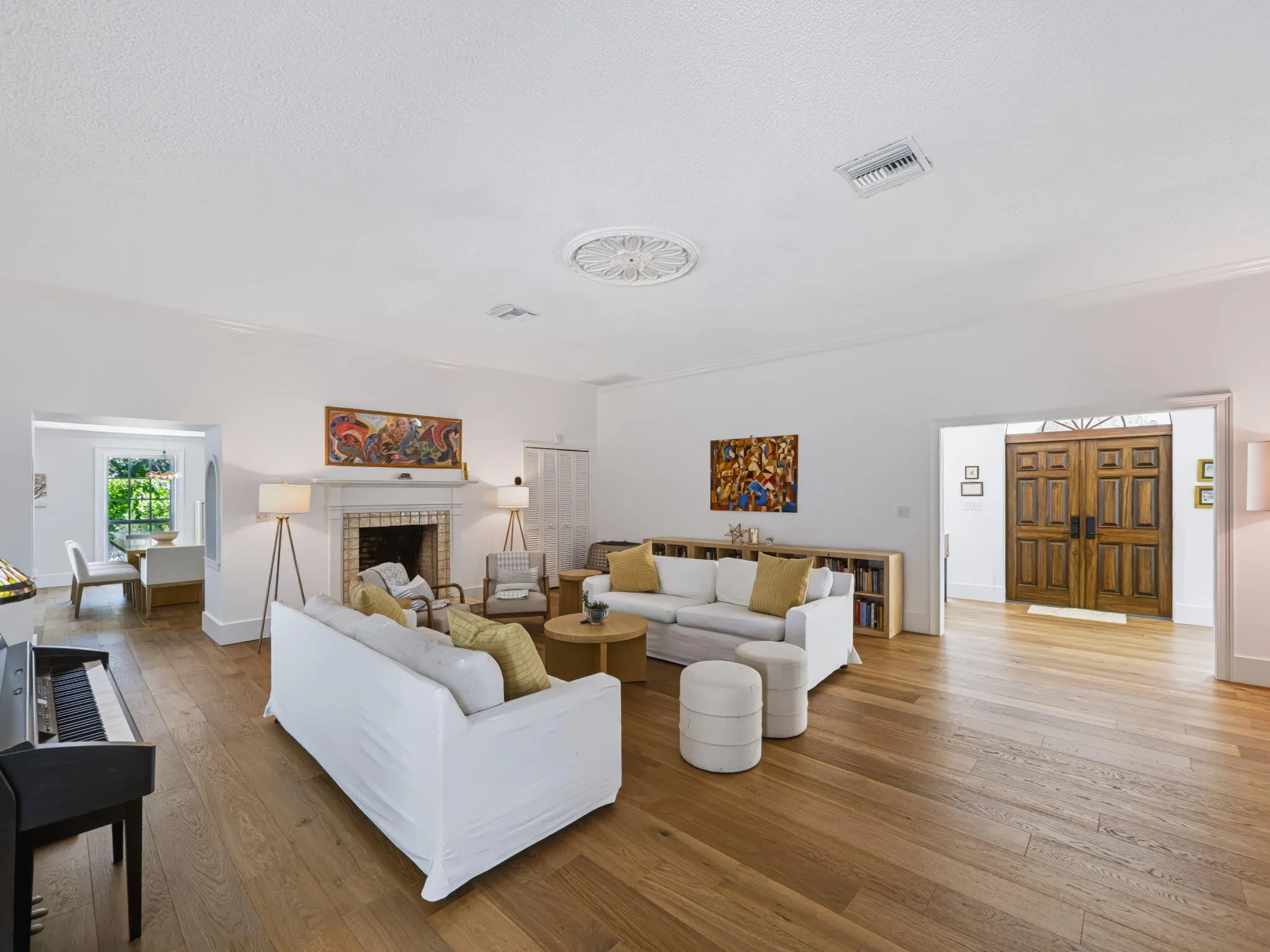 14 RIVERVIEW Drive