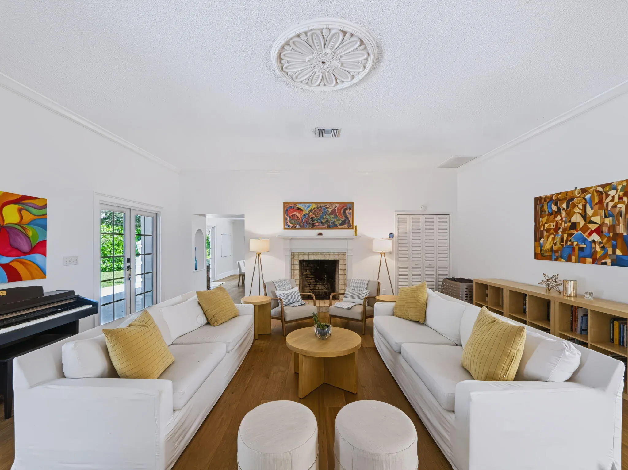14 RIVERVIEW Drive