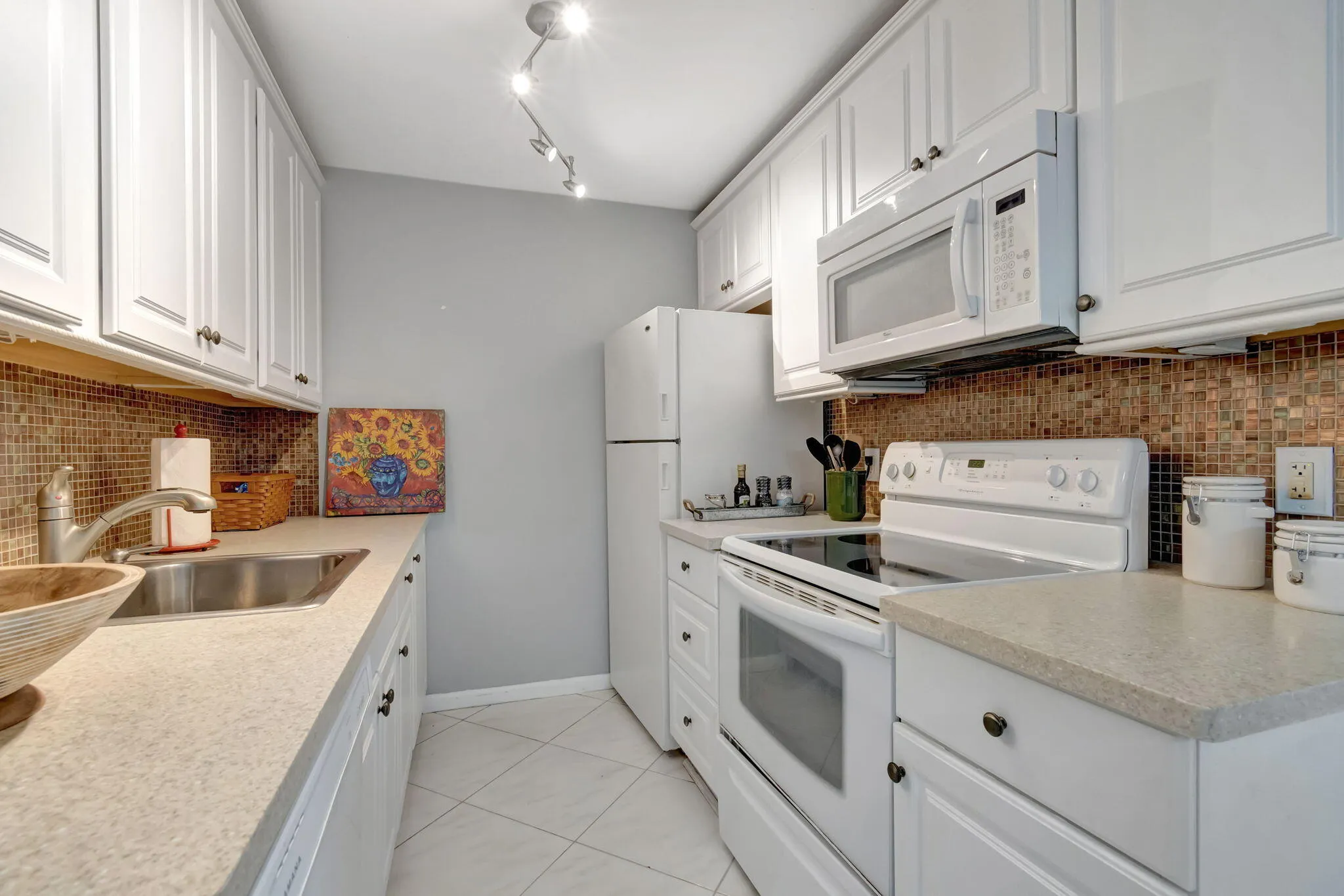 3031 Cornwall B
