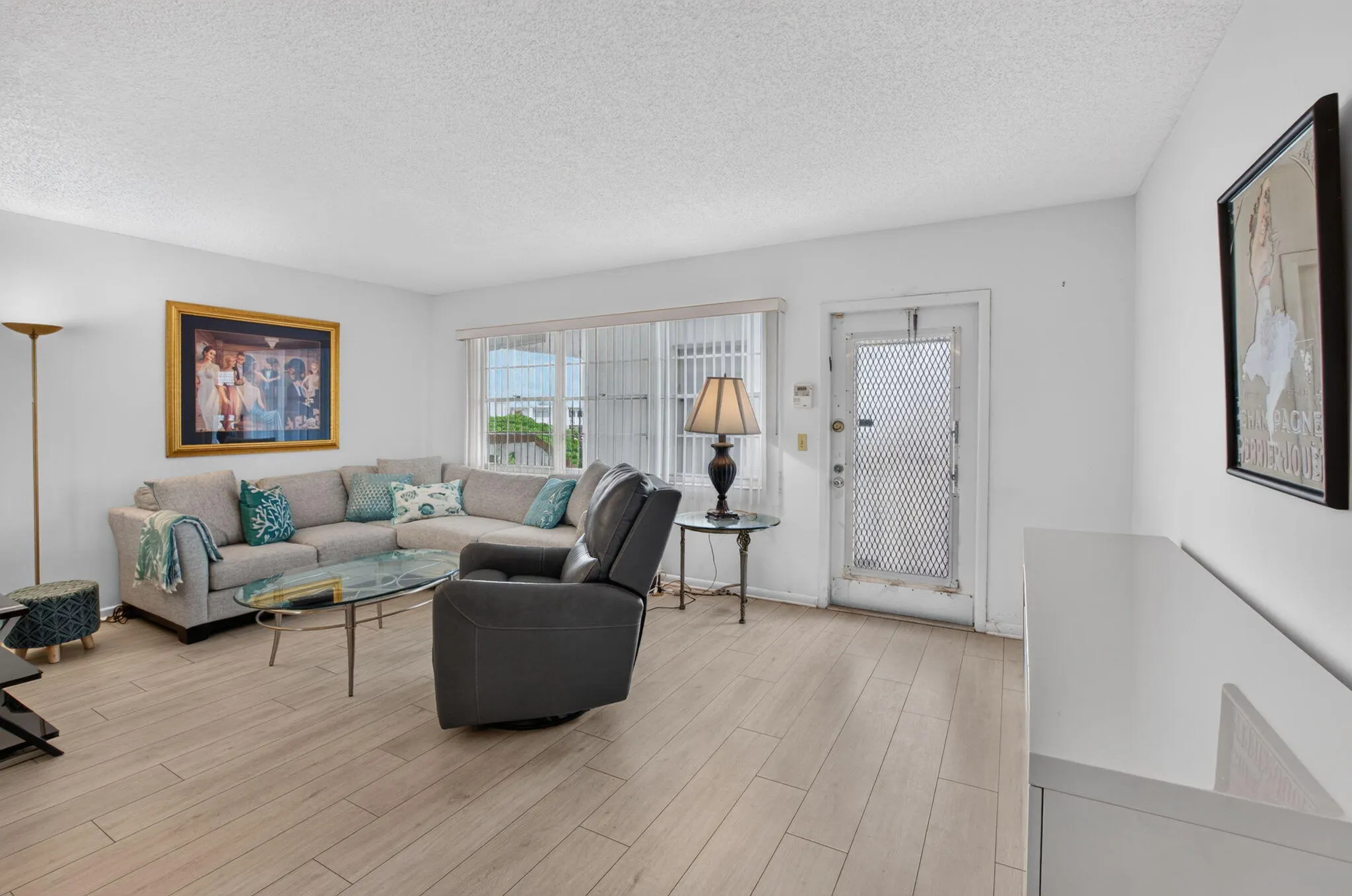 4071 CORNWALL D
