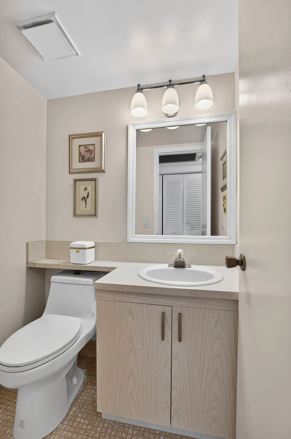 4071 CORNWALL D
