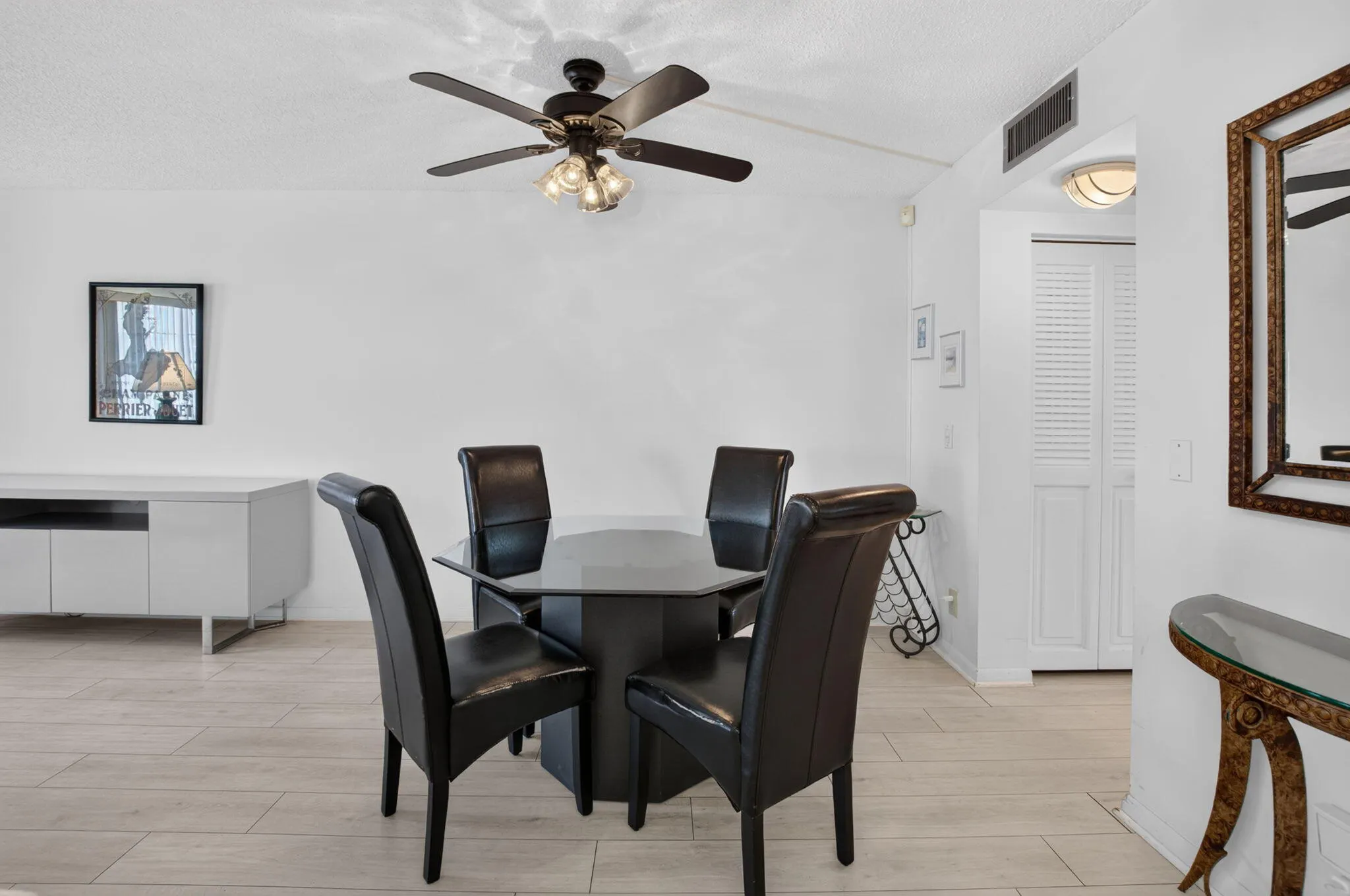 4071 CORNWALL D