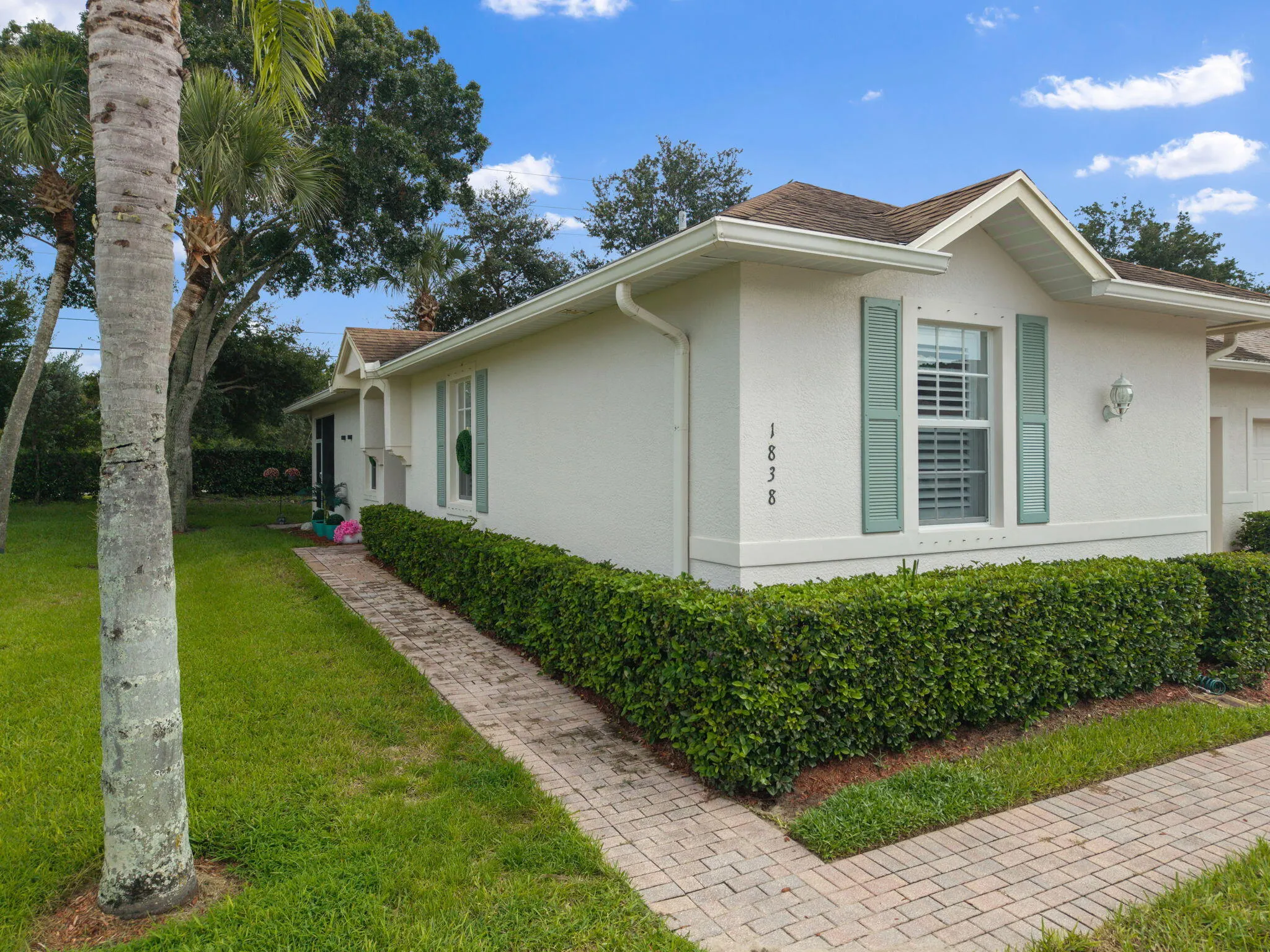 1838 Oak Grove Court