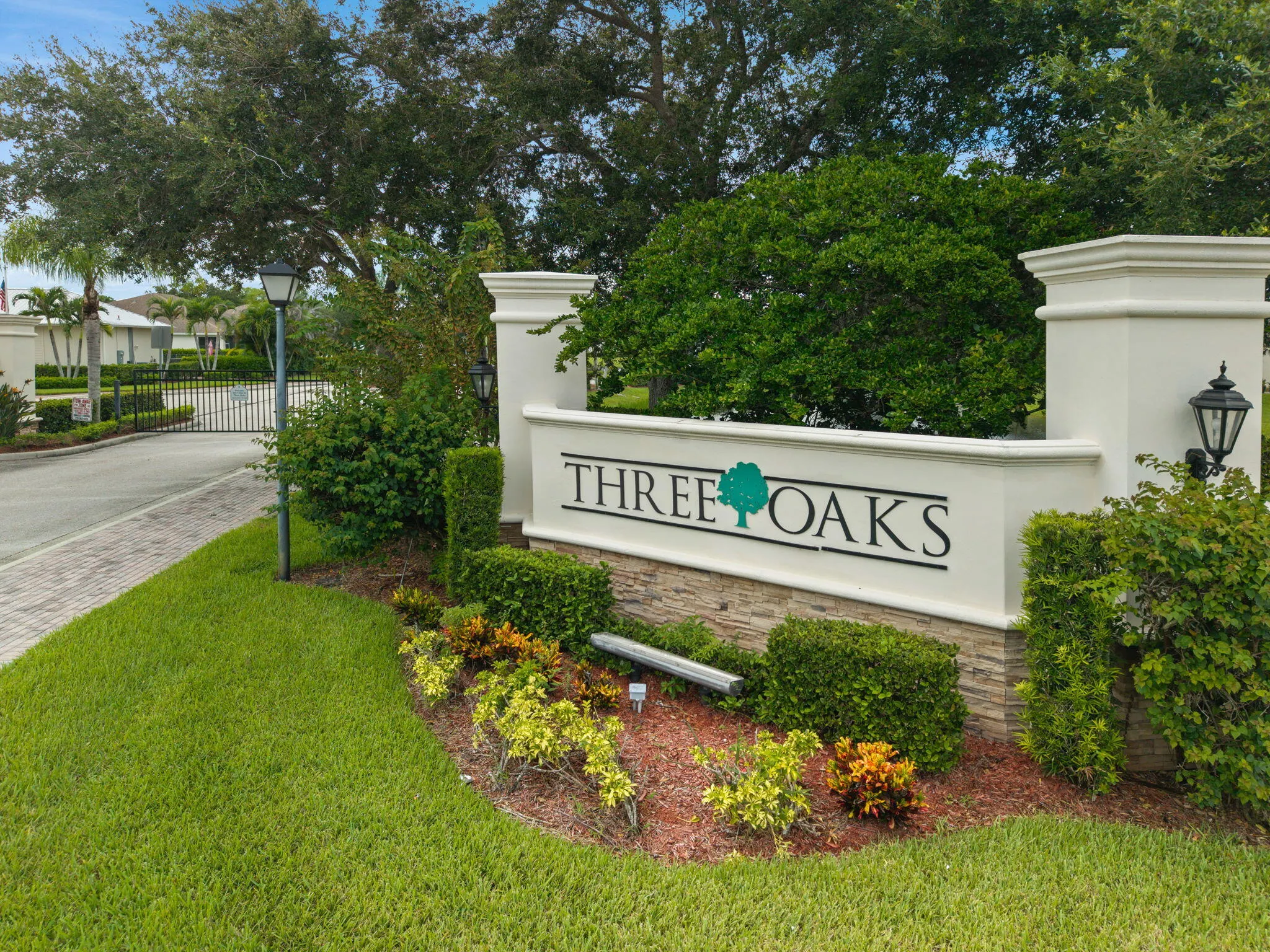1838 Oak Grove Court