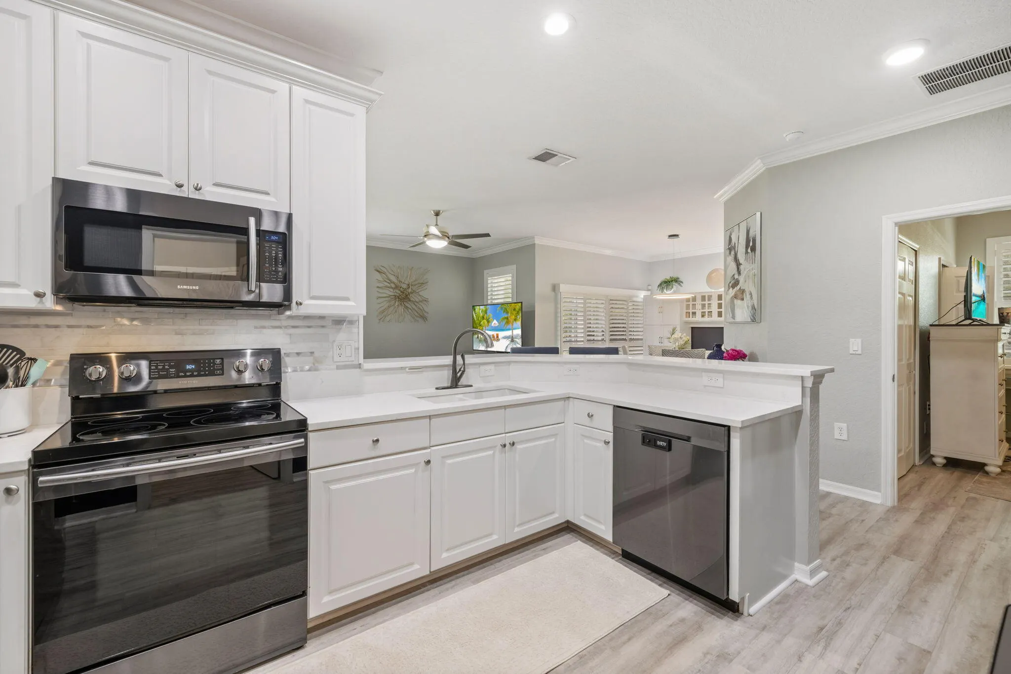 1838 Oak Grove Court