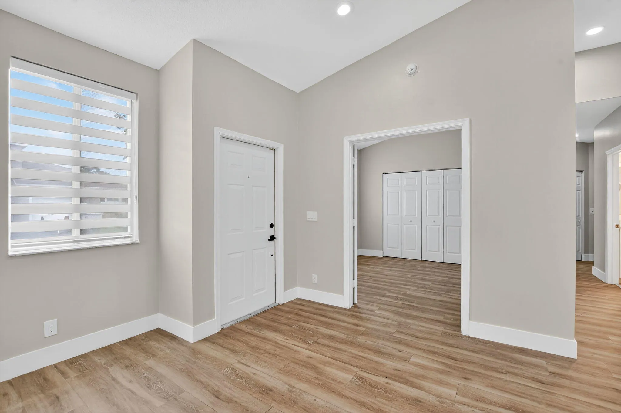 851 NW 42nd Place