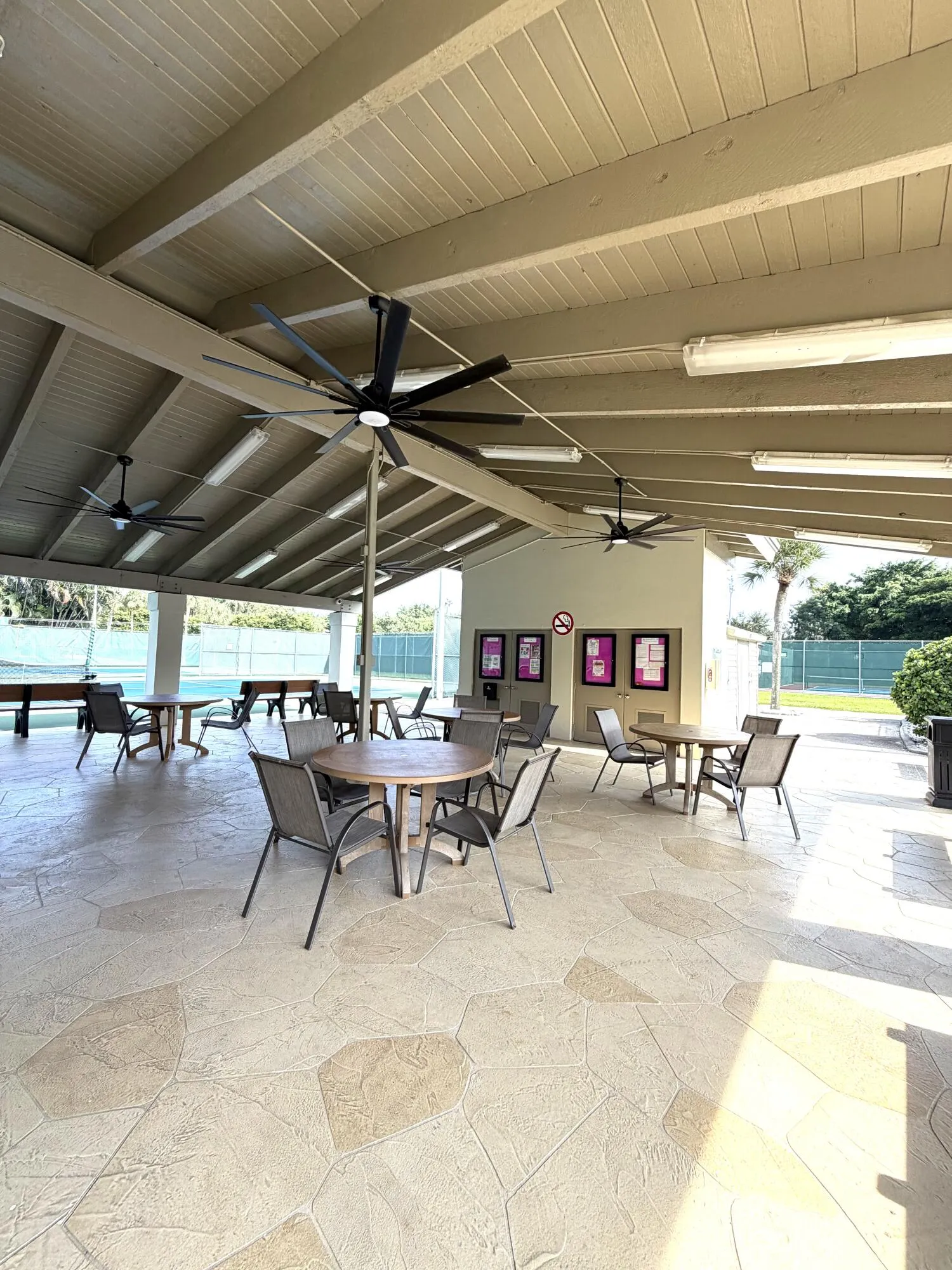 2707 Nassau Bend