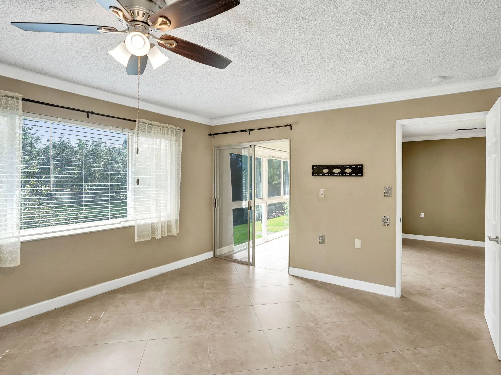 2707 Nassau Bend