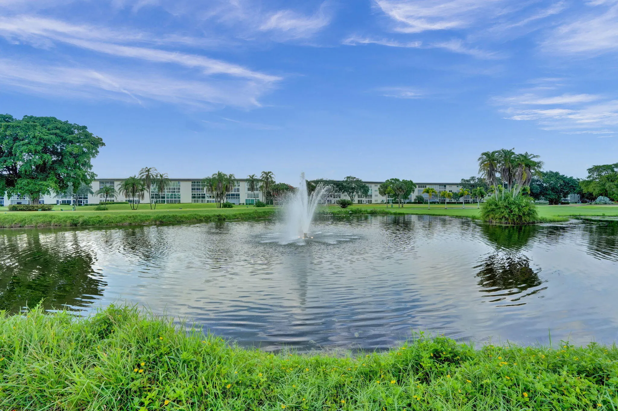 2707 Nassau Bend