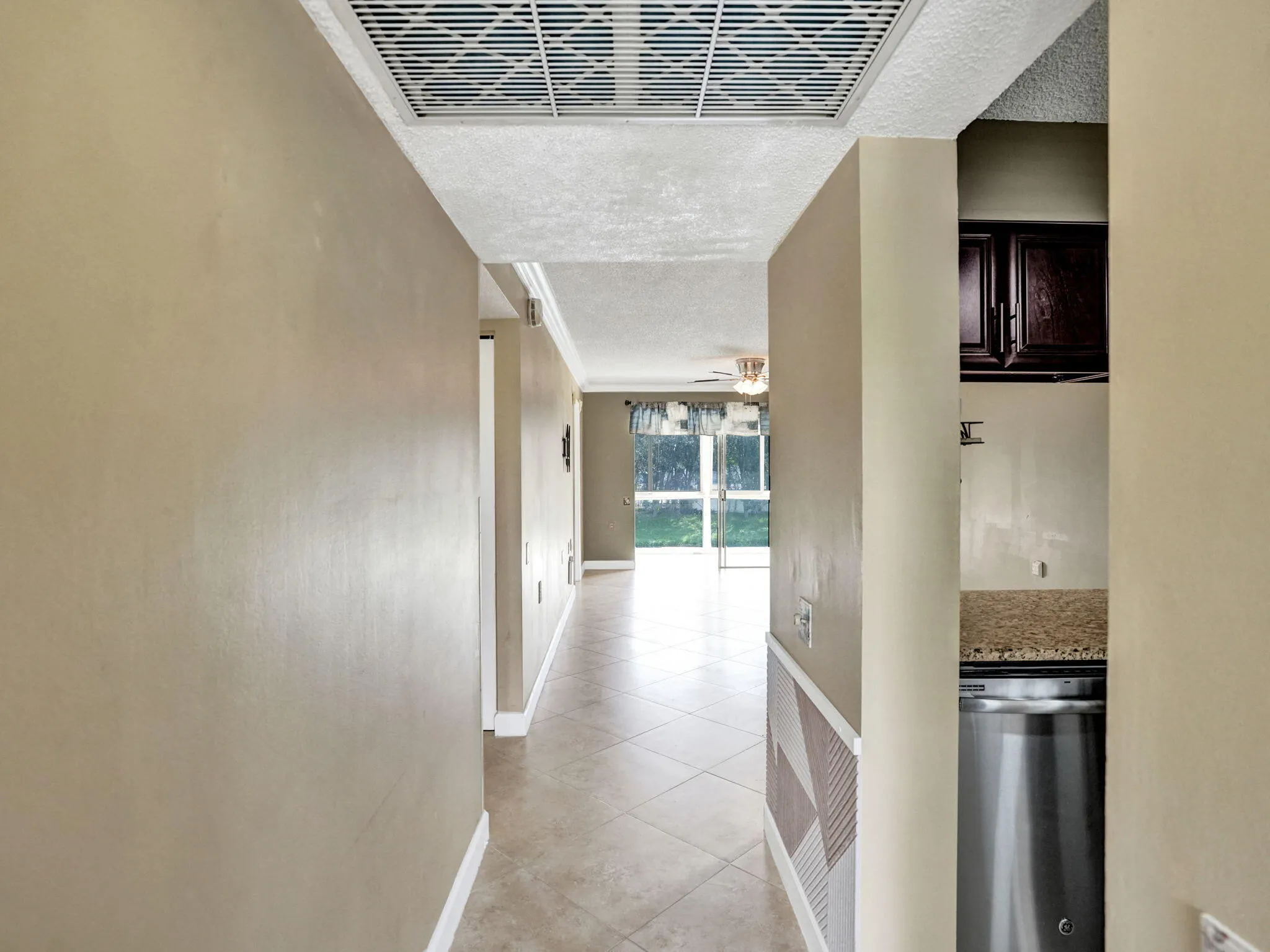 2707 Nassau Bend
