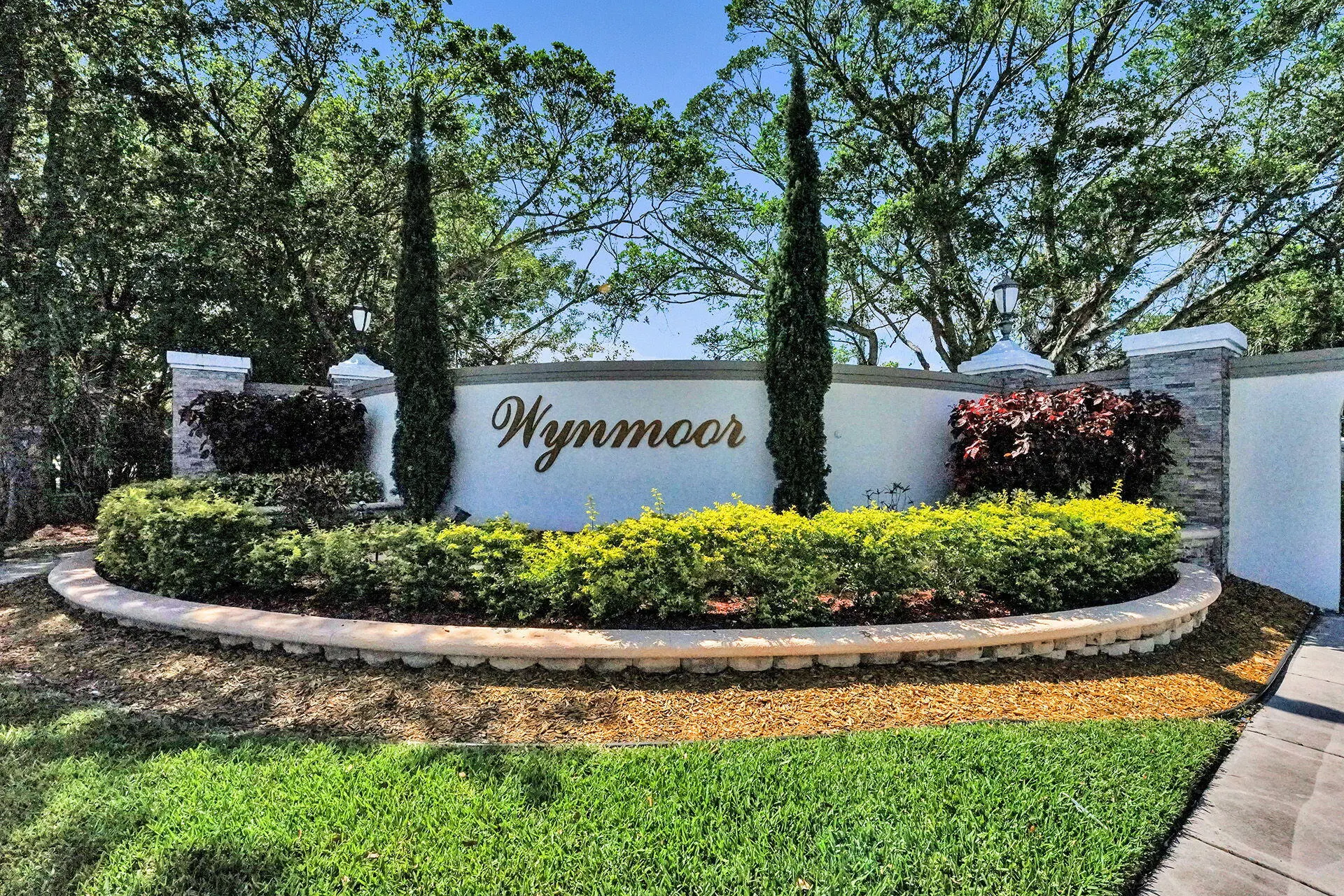 2707 Nassau Bend