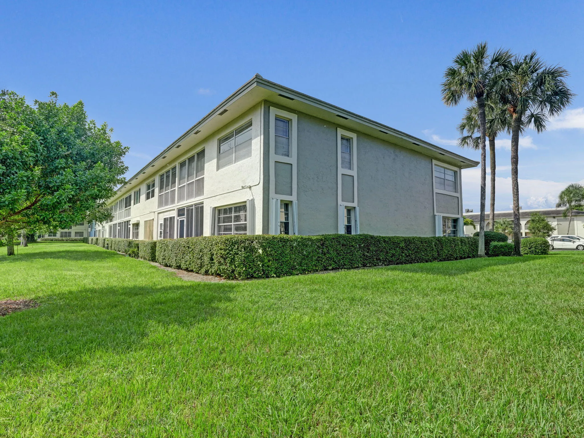 2707 Nassau Bend