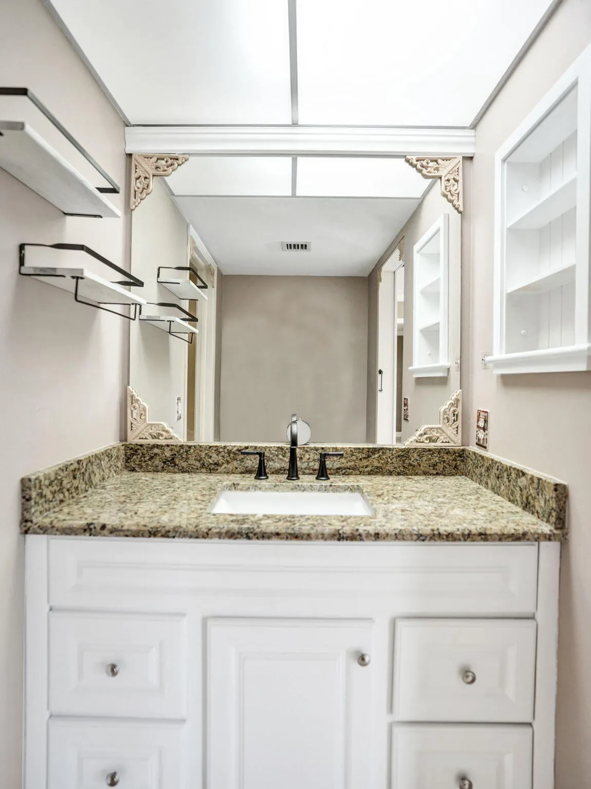 2707 Nassau Bend