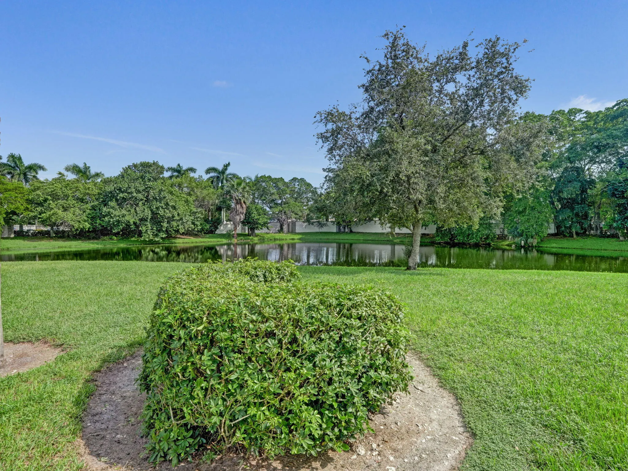 2707 Nassau Bend