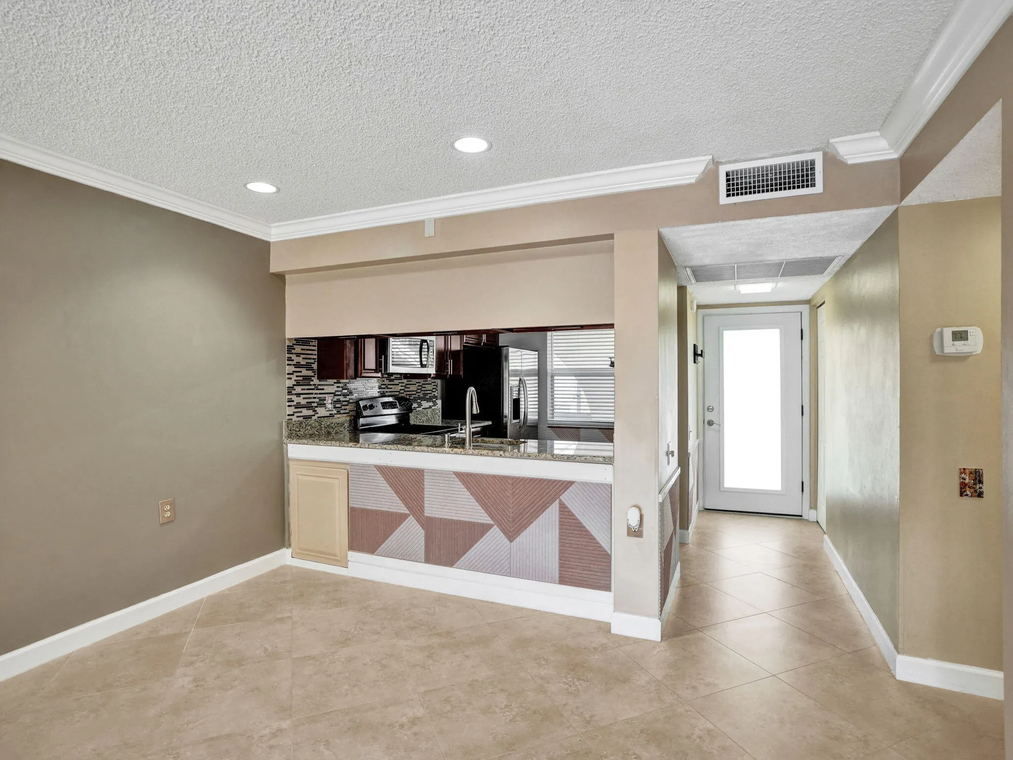 2707 Nassau Bend