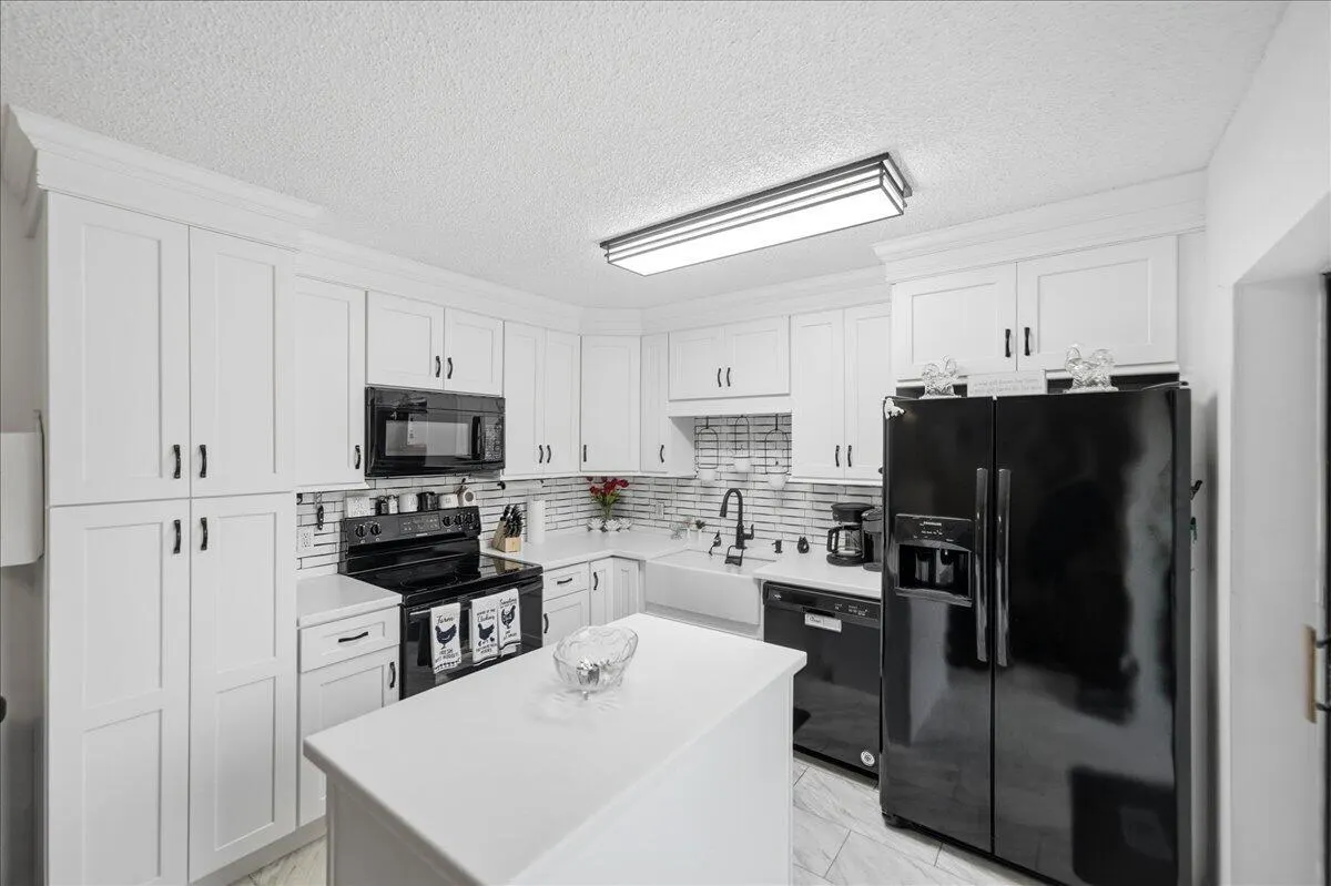5714 SE Windsong Lane #327