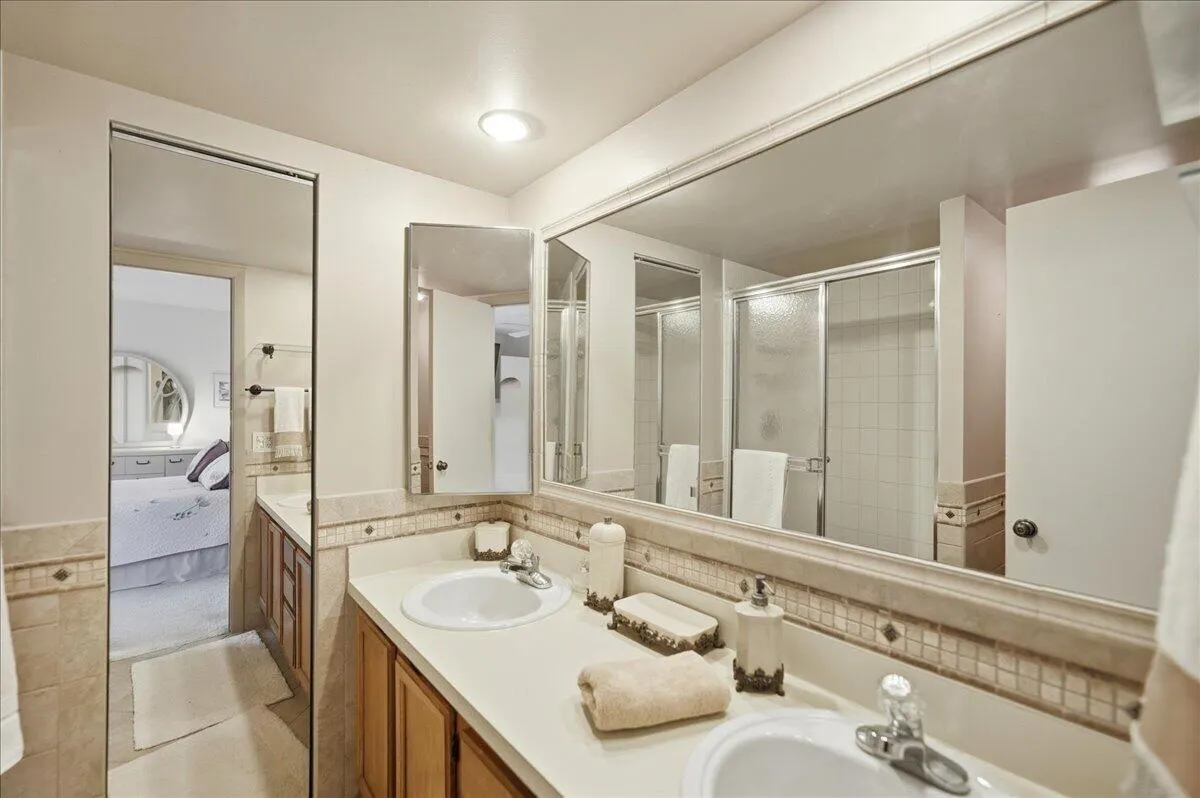 5714 SE Windsong Lane #327