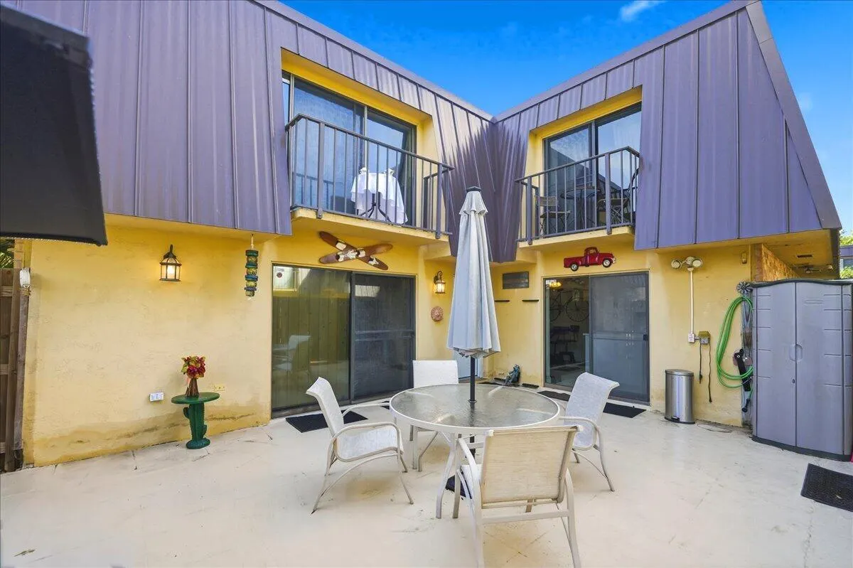 5714 SE Windsong Lane #327