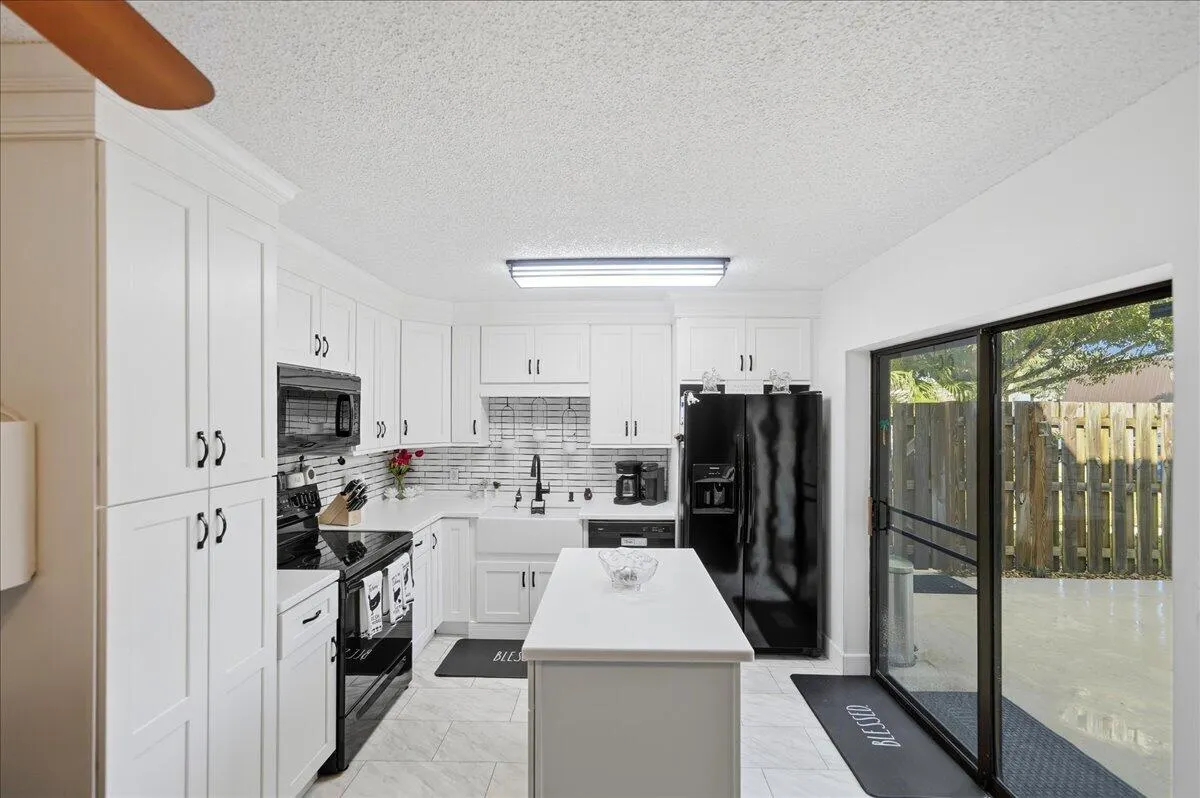 5714 SE Windsong Lane #327