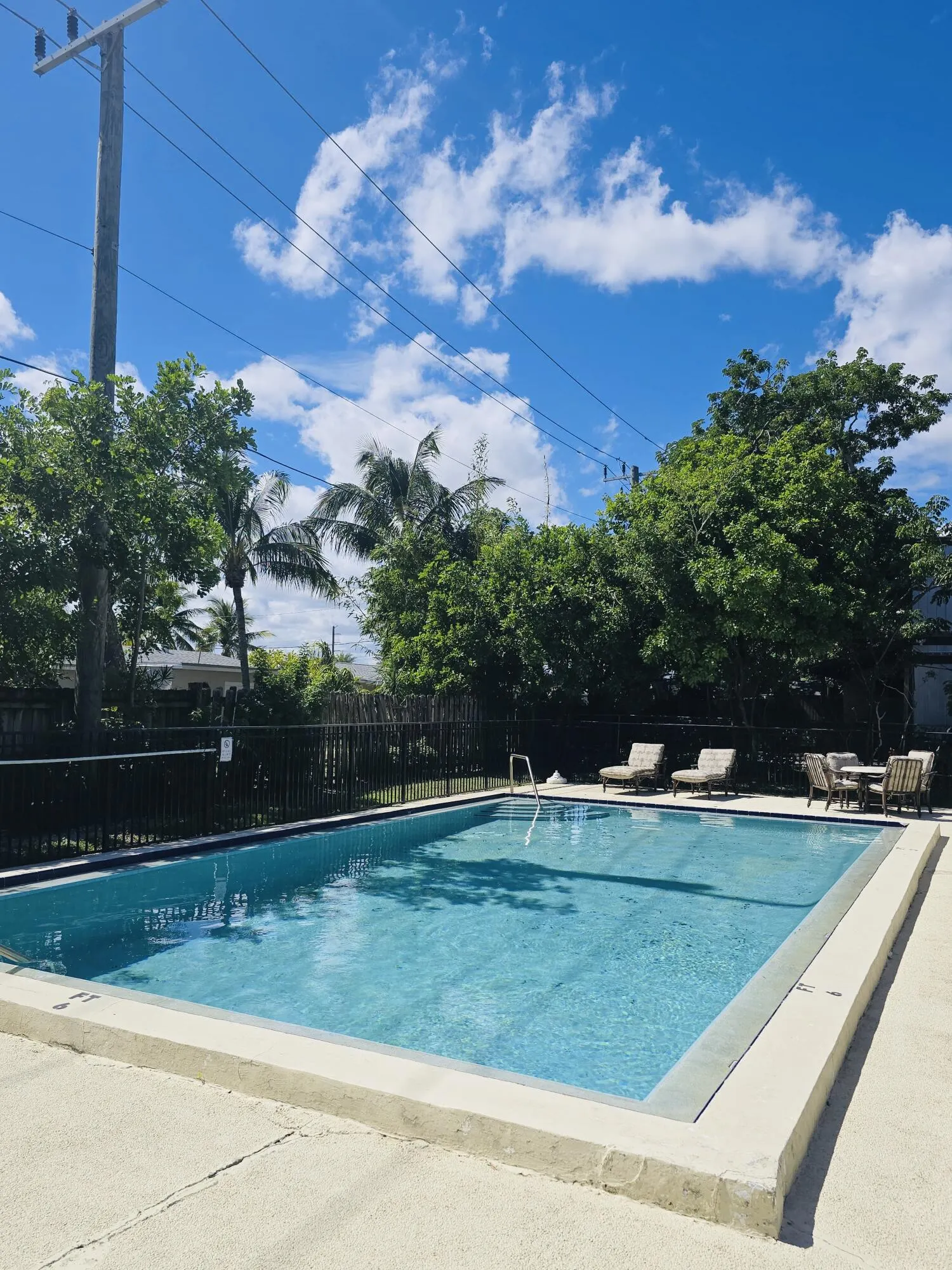 104 SE 10TH Street #101