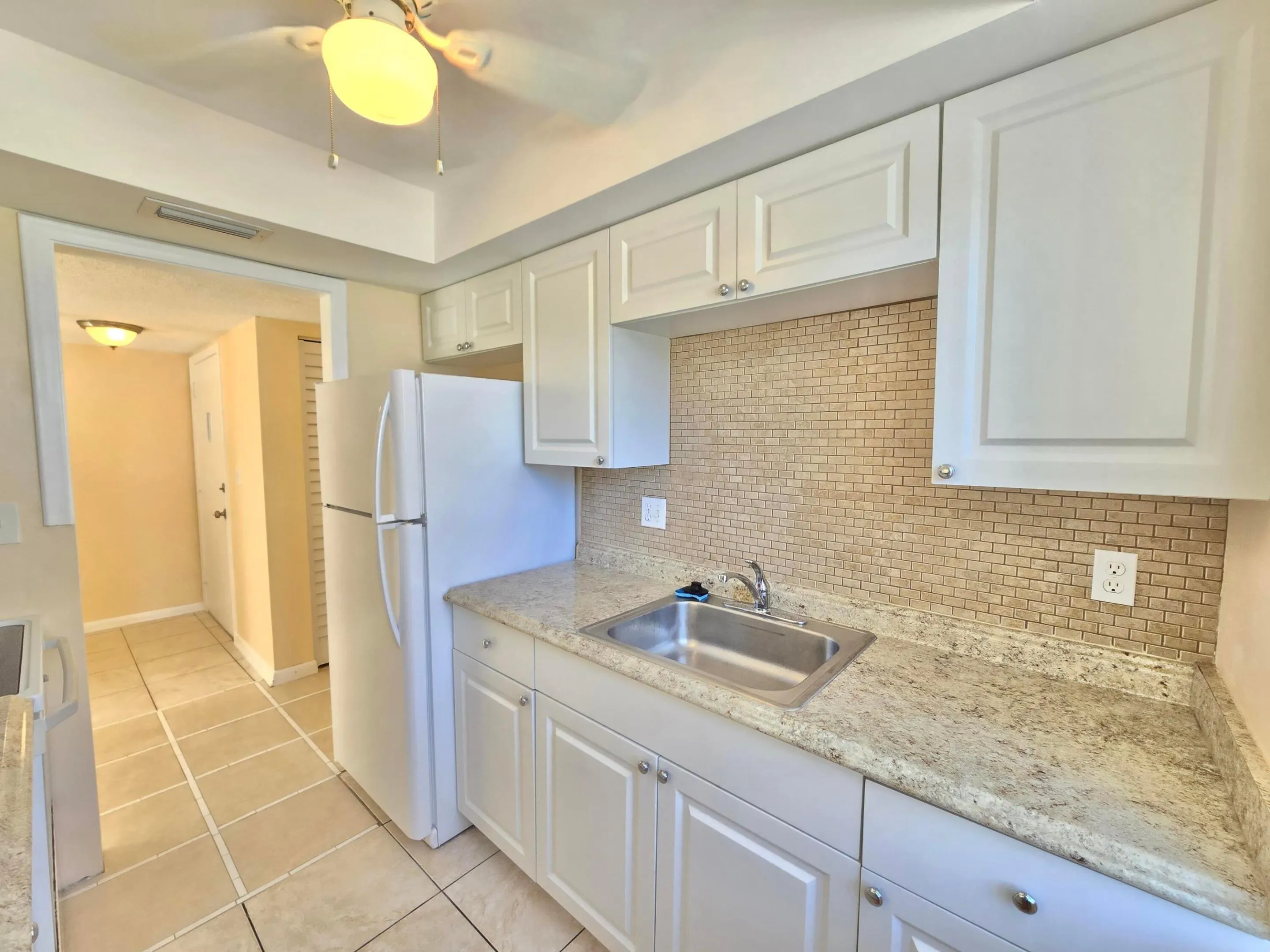 104 SE 10TH Street #101